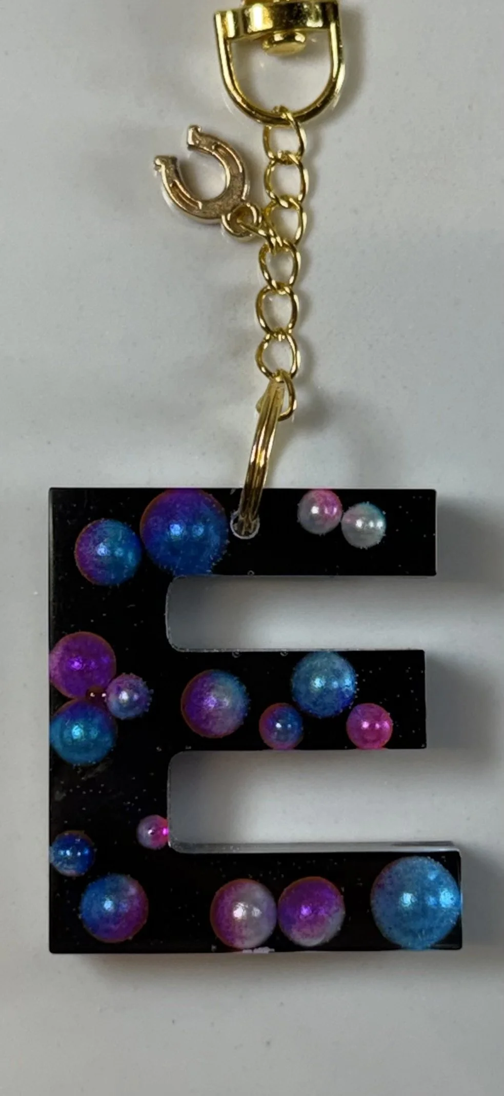 Resin Letter 'E' Keychain with Gold Chain & Horseshoe Charm #66