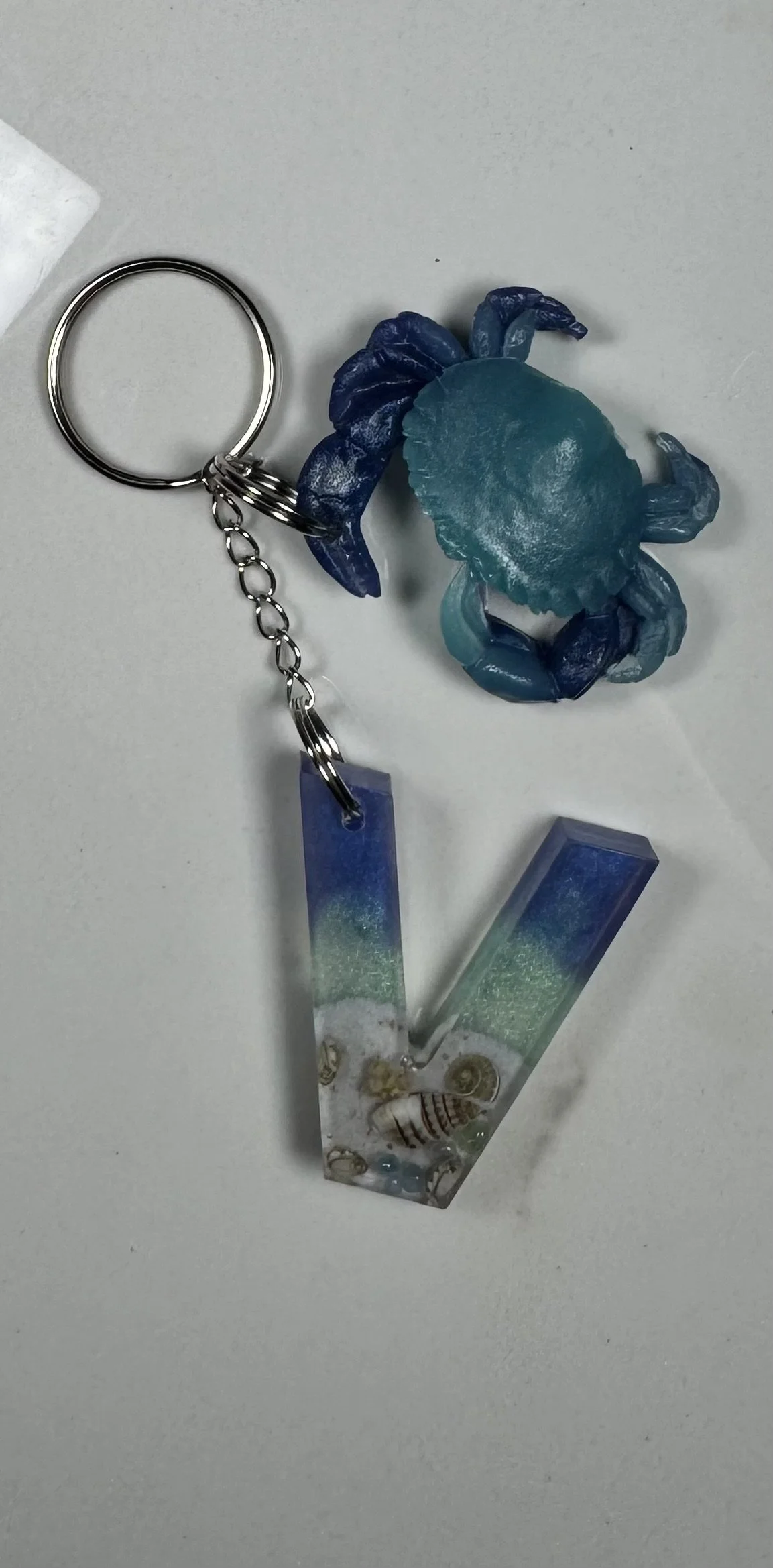 Ocean-Themed 'V' Resin Keychain with Crab Charm #267