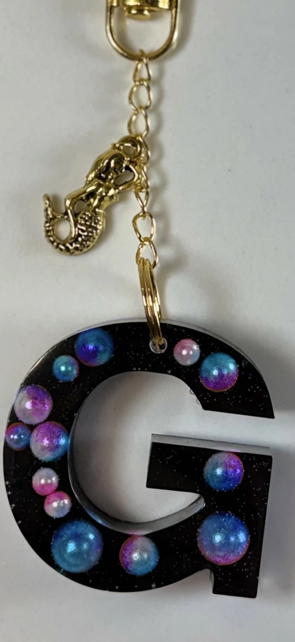 Elegant Black Resin Letter G Keychain #57