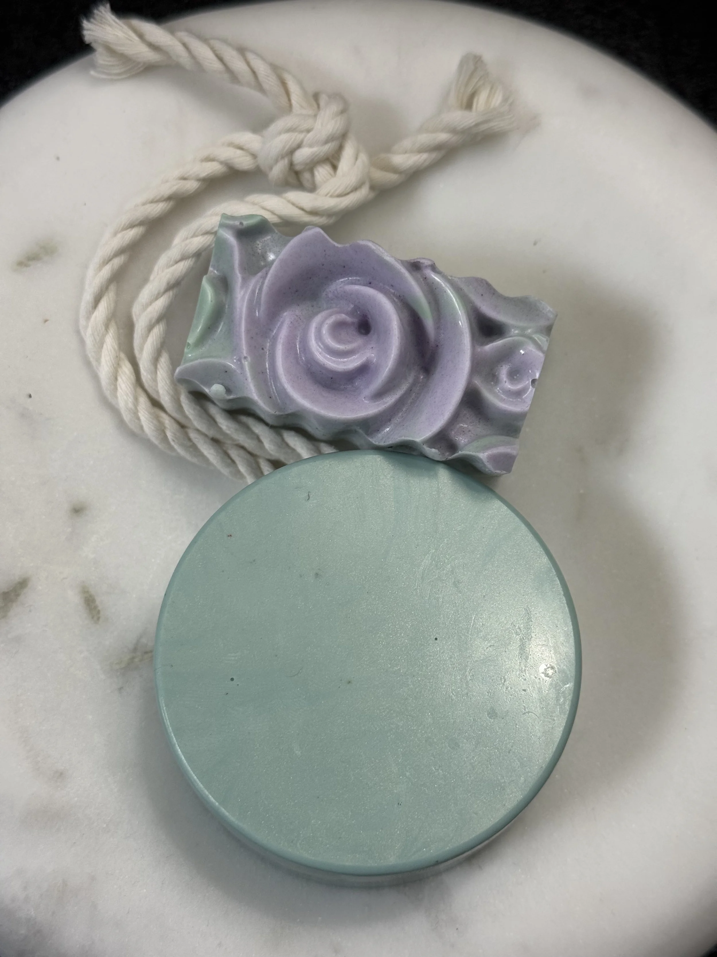 Lavender Springs Loofah Soap Set
