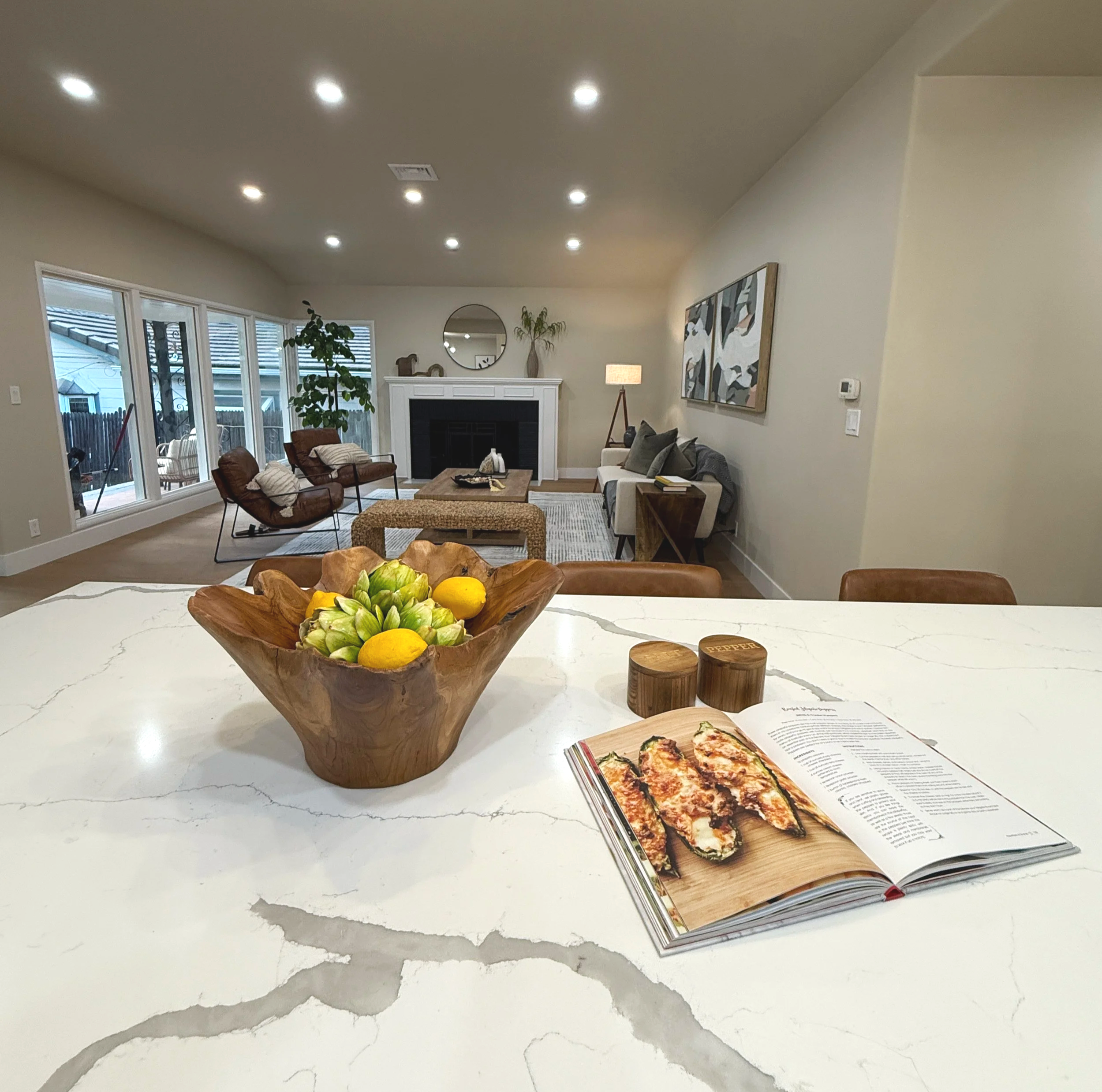 3306+Jordan+Rd+Kitchen+to+Lvg+Artisan+Staging.png