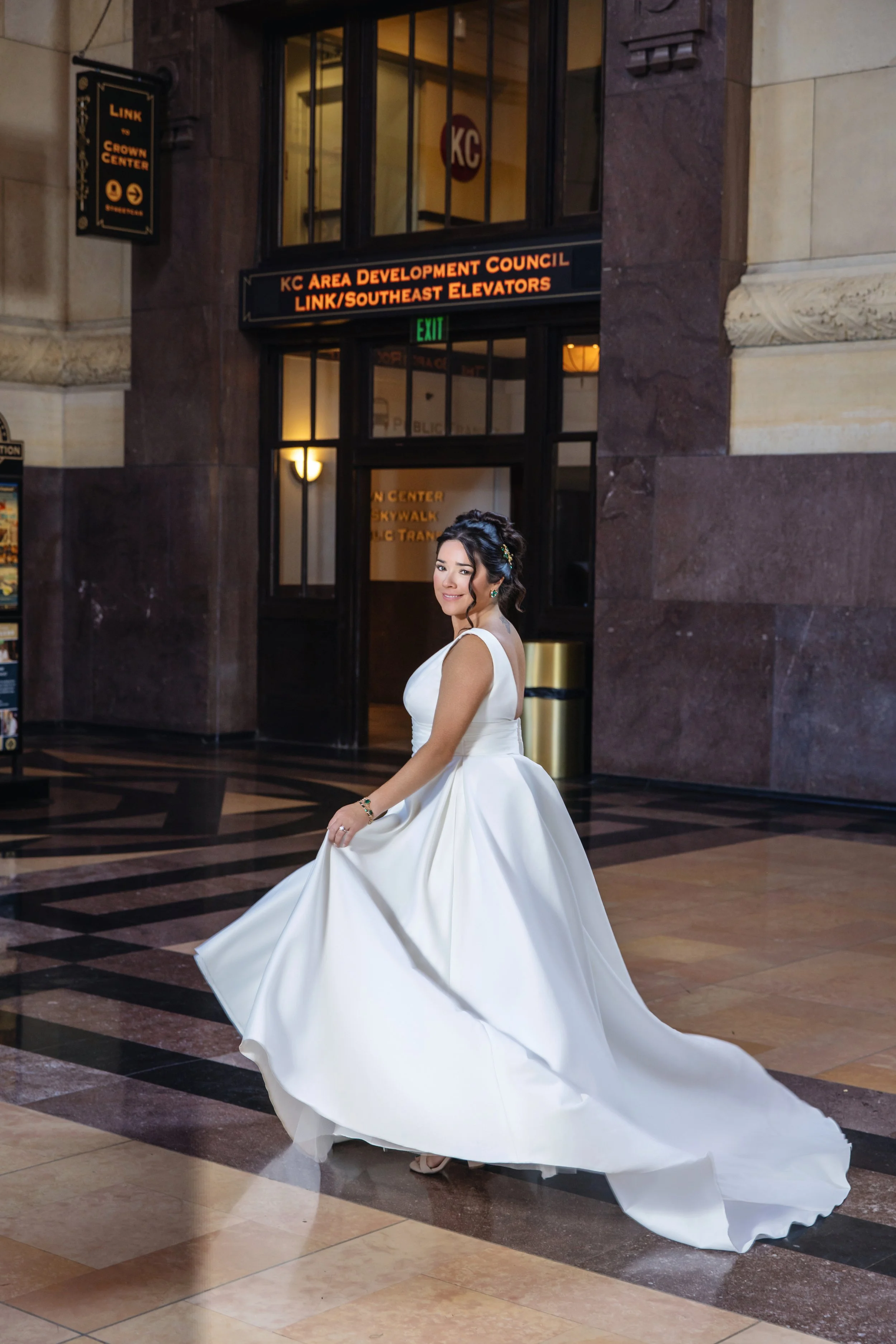 Kansas City Wedding Photography, Union Station Kansas City