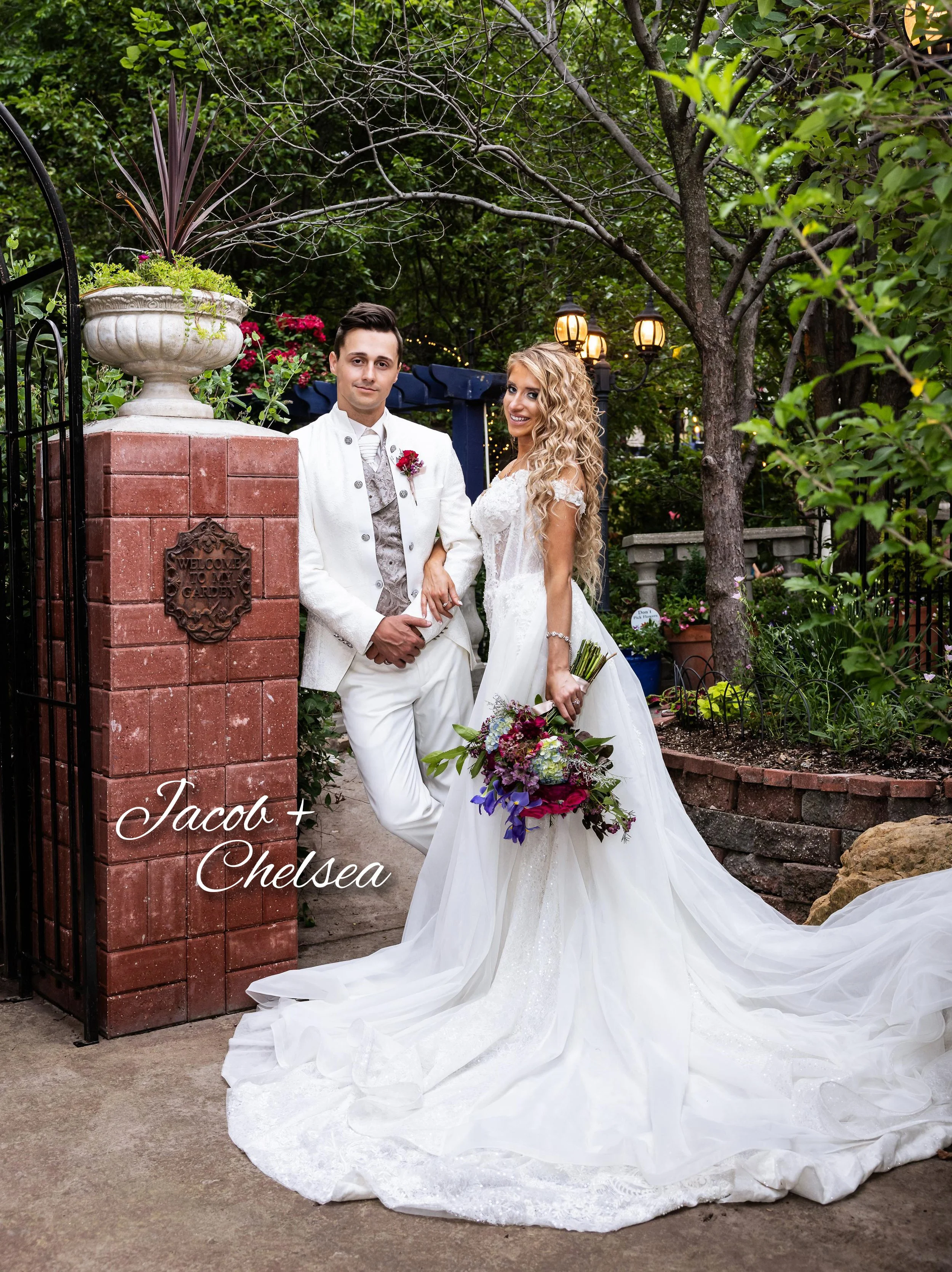 A-Secret-Garden-Independence-Wedding.jpg