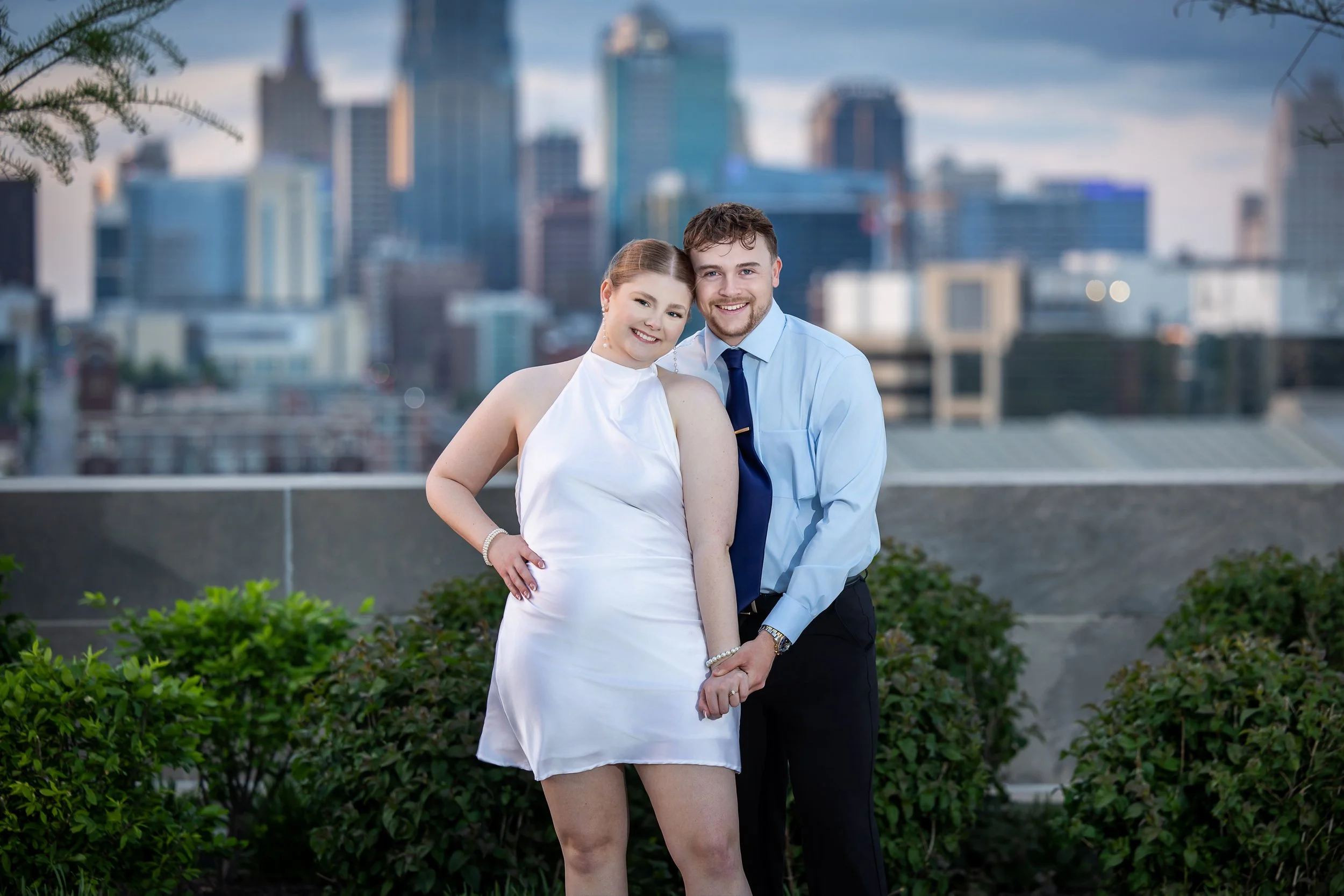 Engagement photography at the WW1 Museum, Liberty Memorial, at sunset