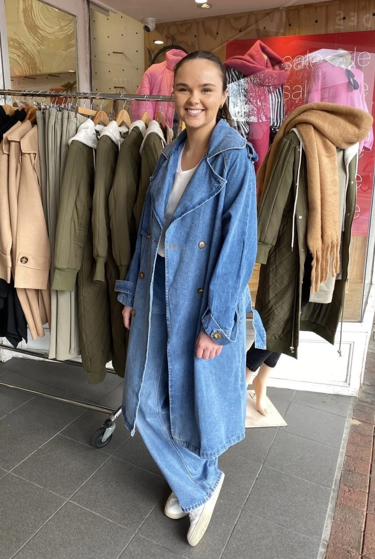 Laur Digital, Laura Alm, Laur Digital Fashion, Laur Digital Marketing, Laur Digital Riverland Marketing, Laur Digital Regional Marketing, Riverland marketing agency, Riverland Marketing