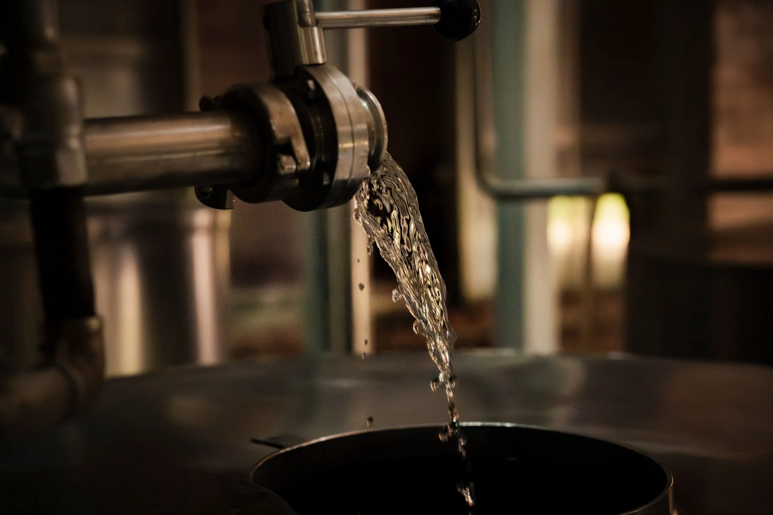 Distilled Twice.

After fermentation, the journey continues through double distillation, refining the spirit while preserving the character of the agave.

It&rsquo;s here that we begin to reveal the clean, bright profile behind Rey Azquila, cooked ag