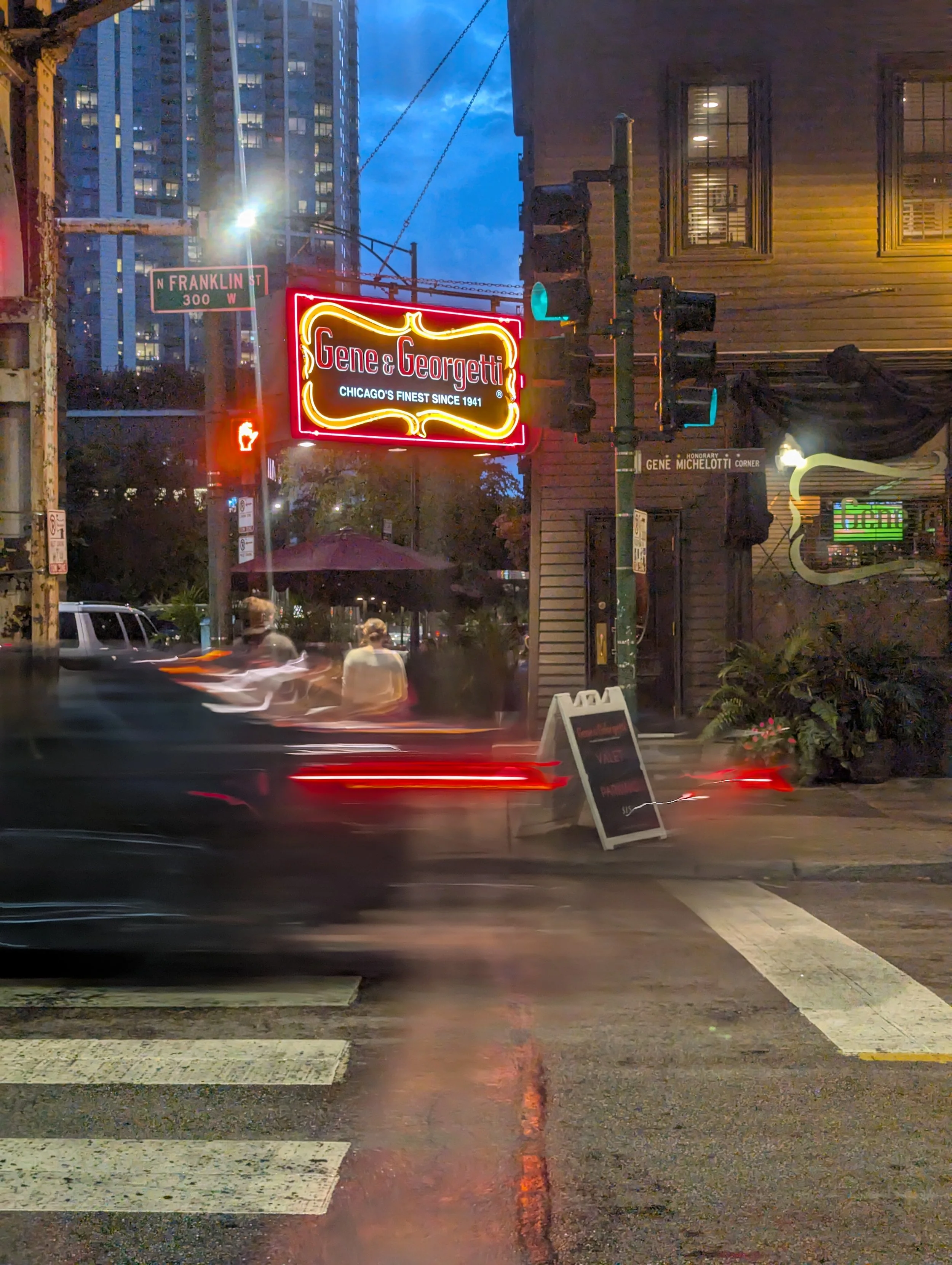 PXL_20251006_234105569.LONG_EXPOSURE-01.COVER.jpg