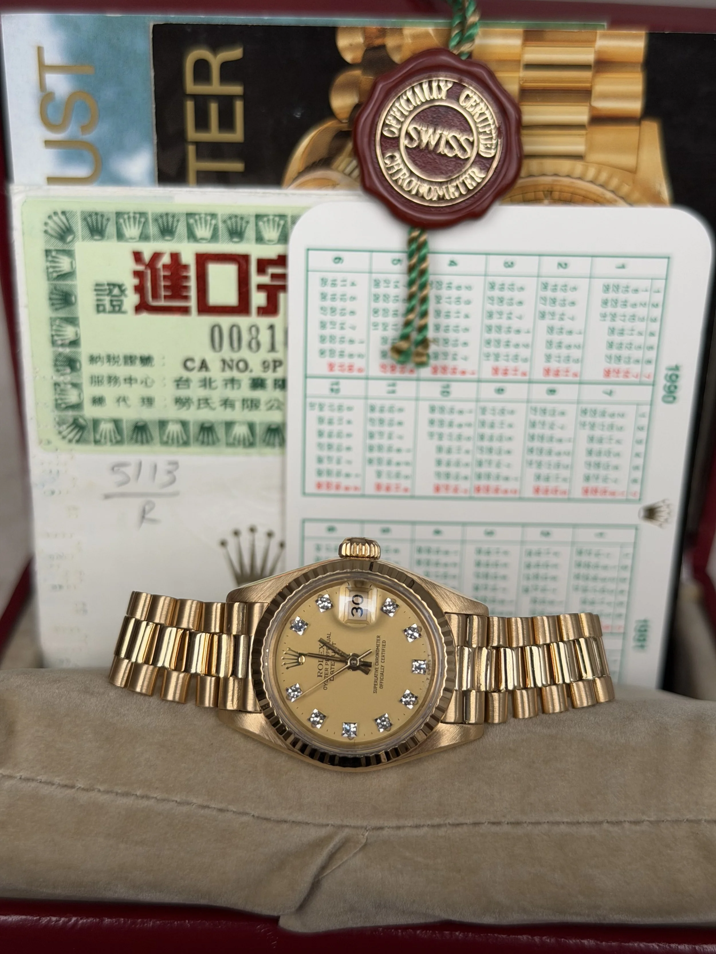 Lady Datejust Yellow Gold with Box.jpeg