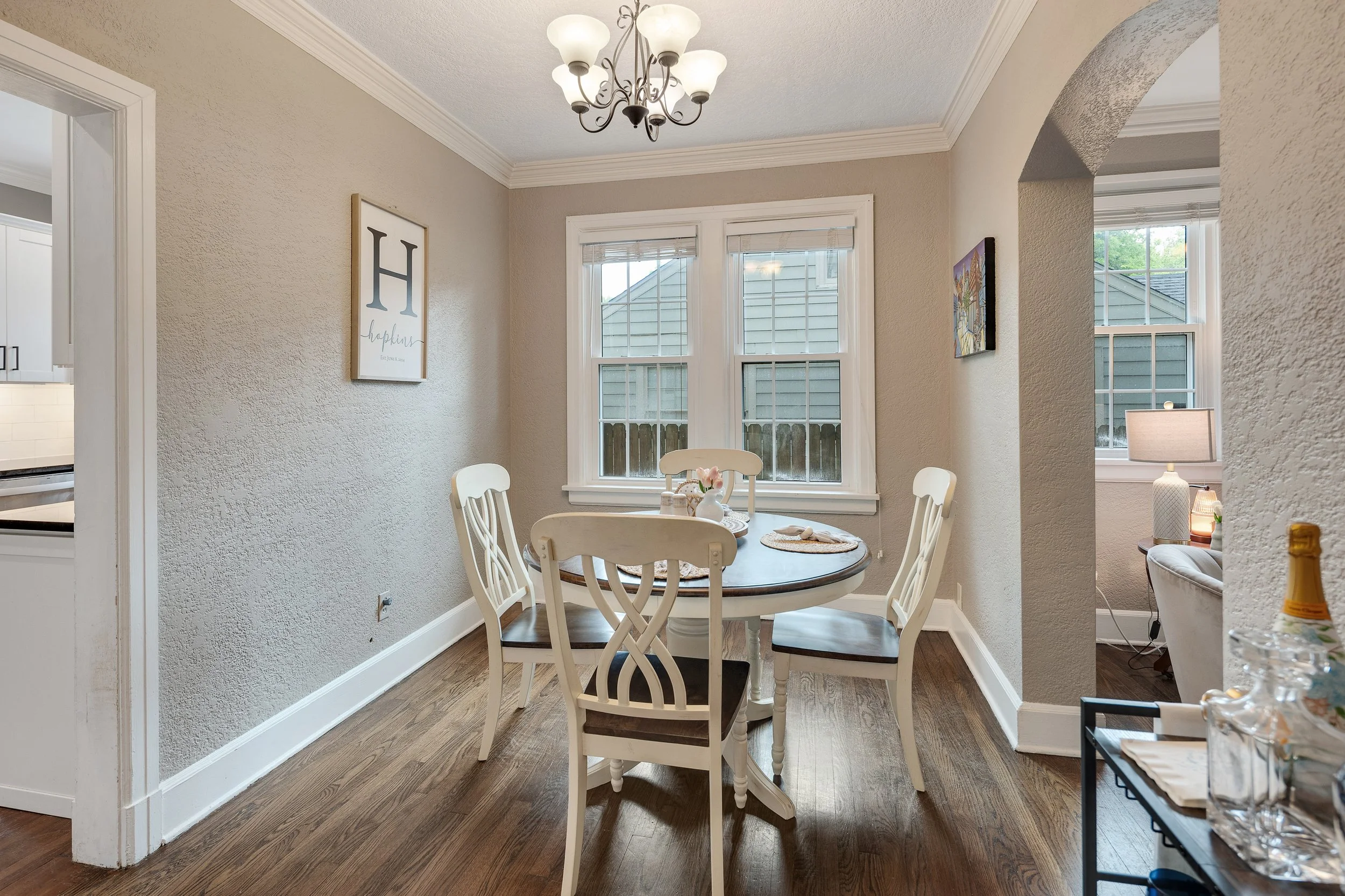 011-555 S Holmes St-MLS Version.jpg