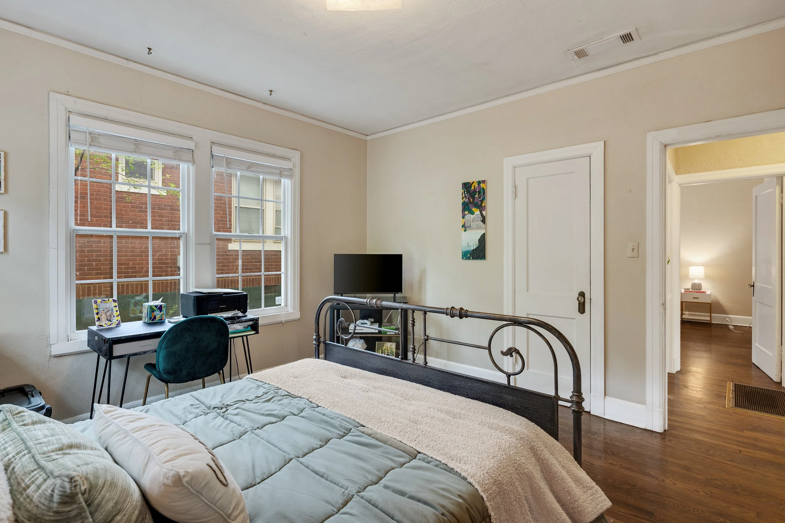 022-555 S Holmes St-MLS Version.jpg