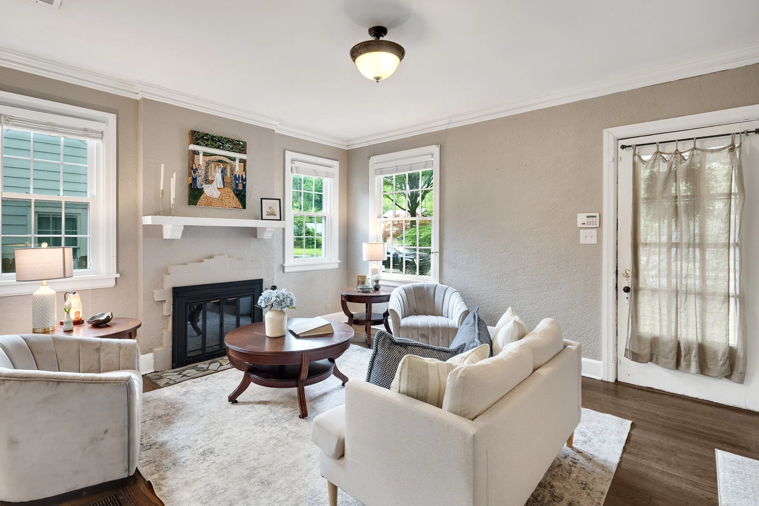 008-555 S Holmes St-MLS Version.jpg