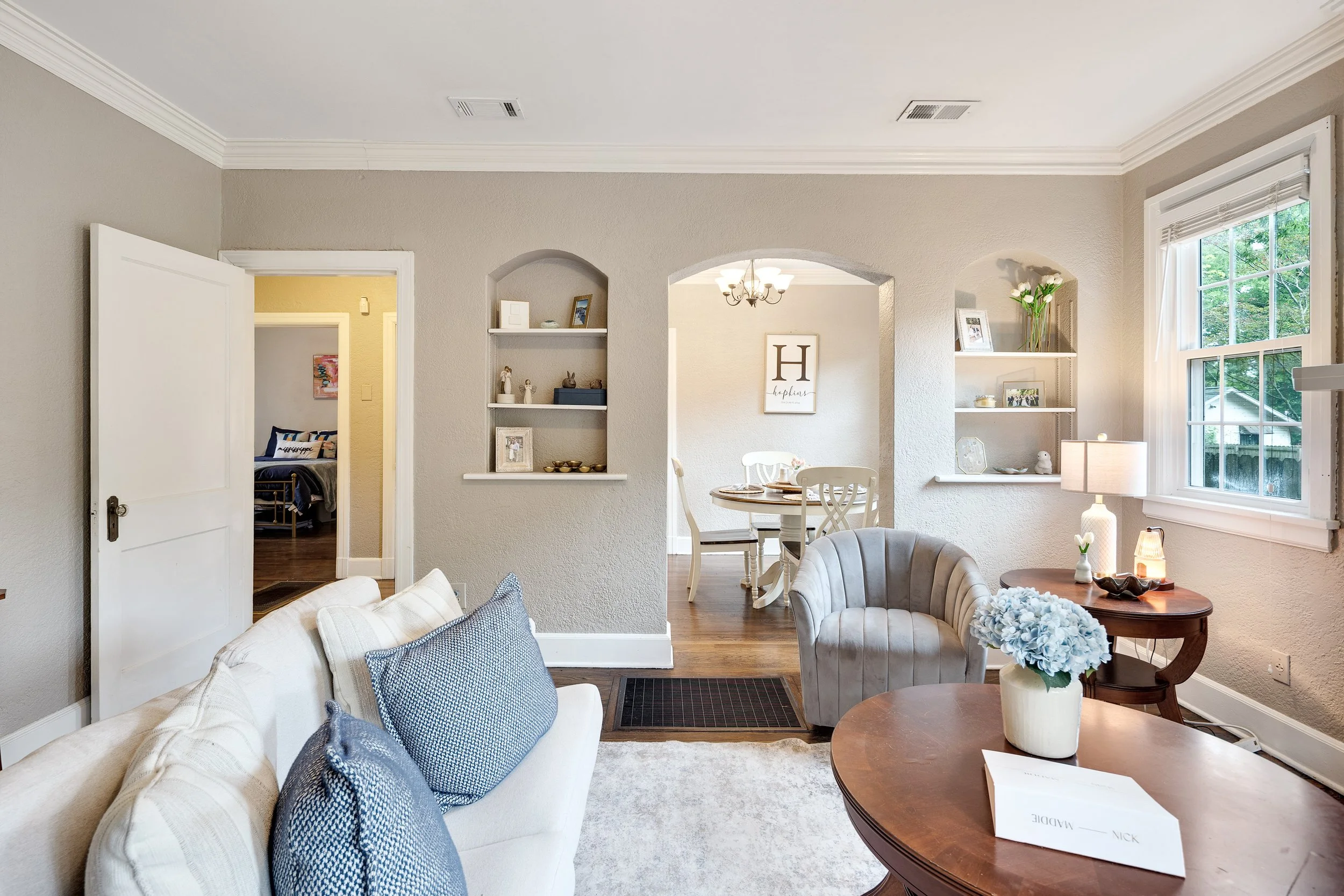 010-555 S Holmes St-MLS Version.jpg