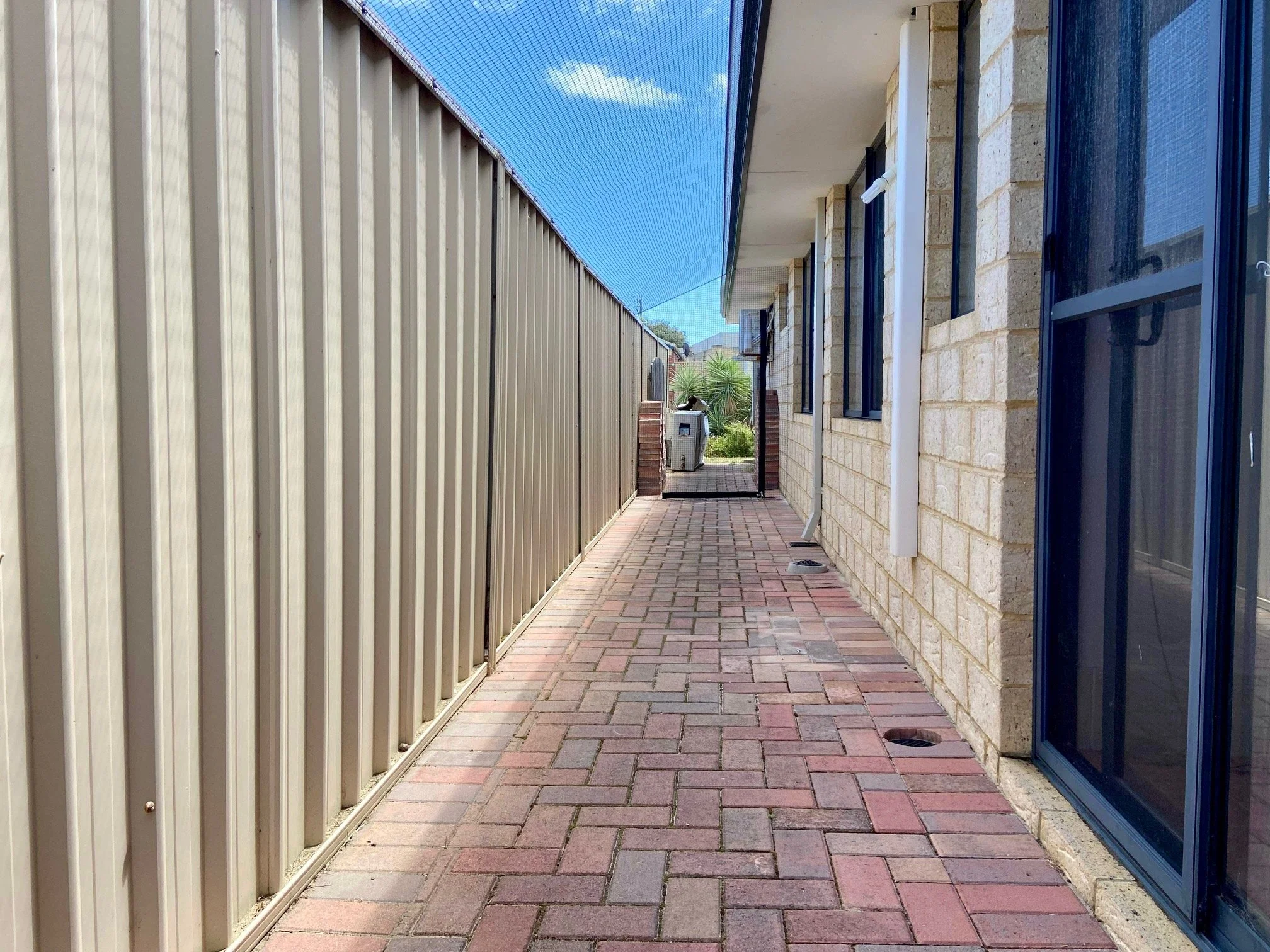 Cat run Mandurah cat enclosure cat net cat netting Baldivis