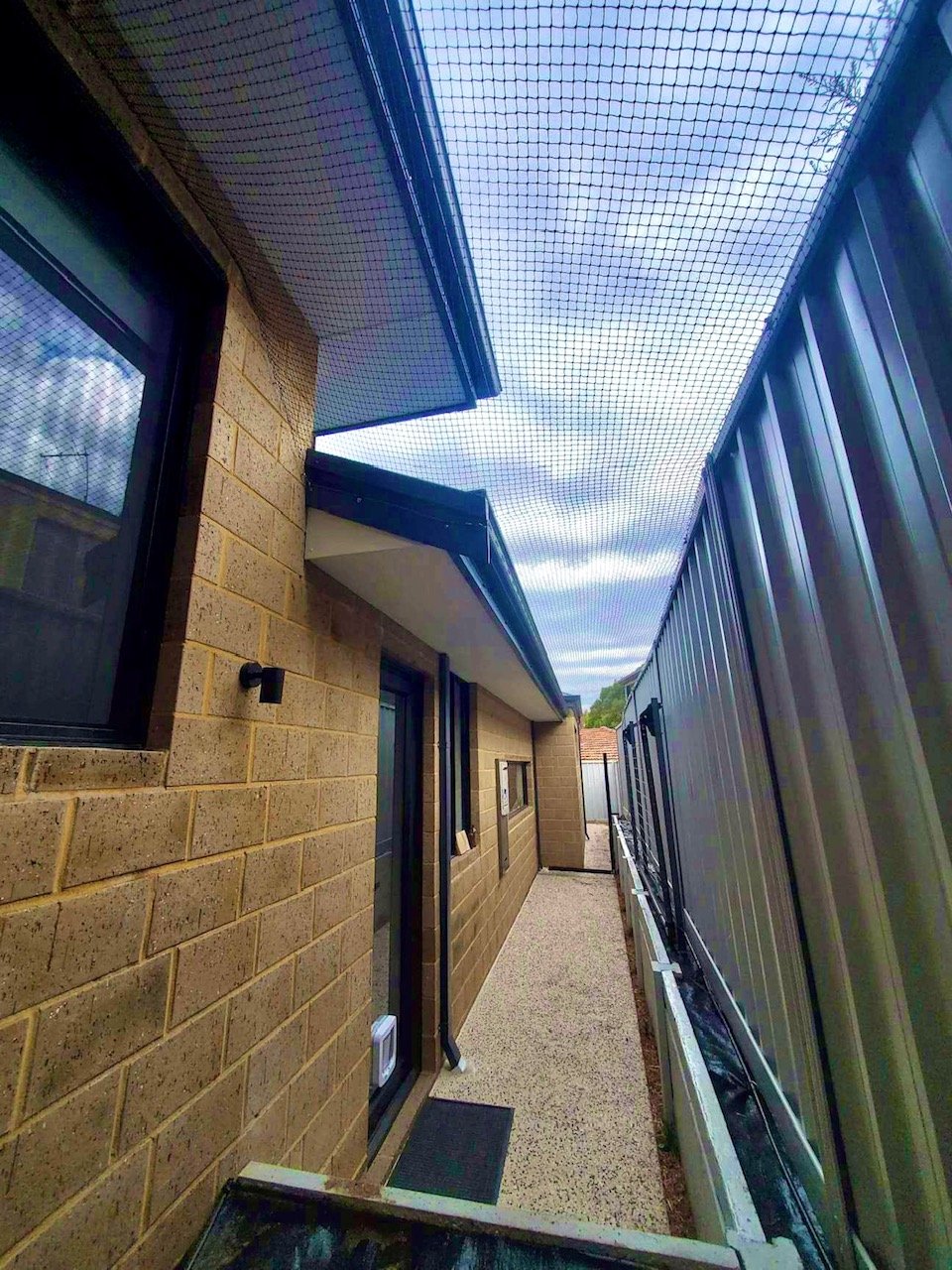 Cat enclosure Perth Cat run Melville Canning Vale cat netting  Cat net Catio