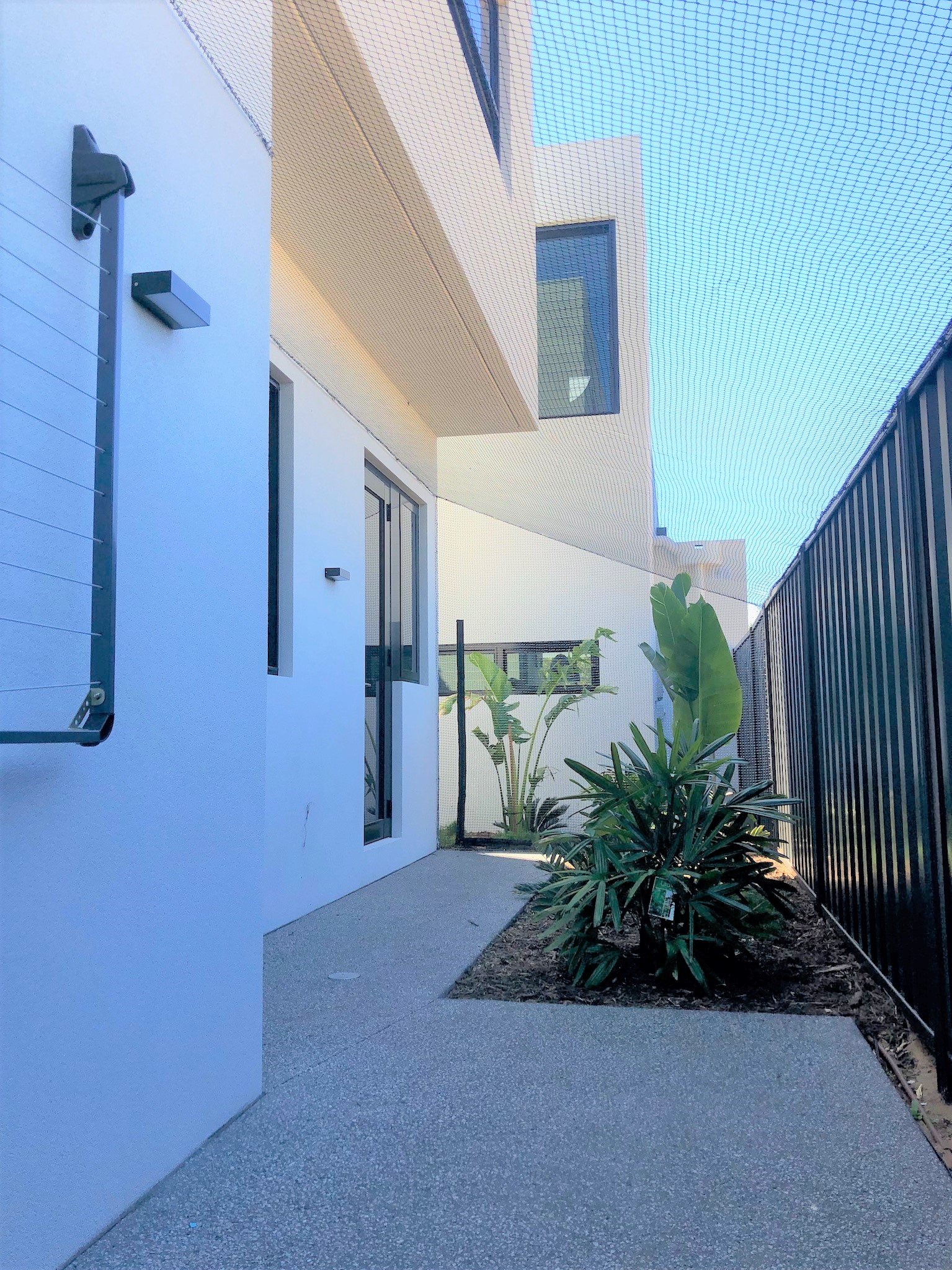 beautiful modern side of house (2).jpg