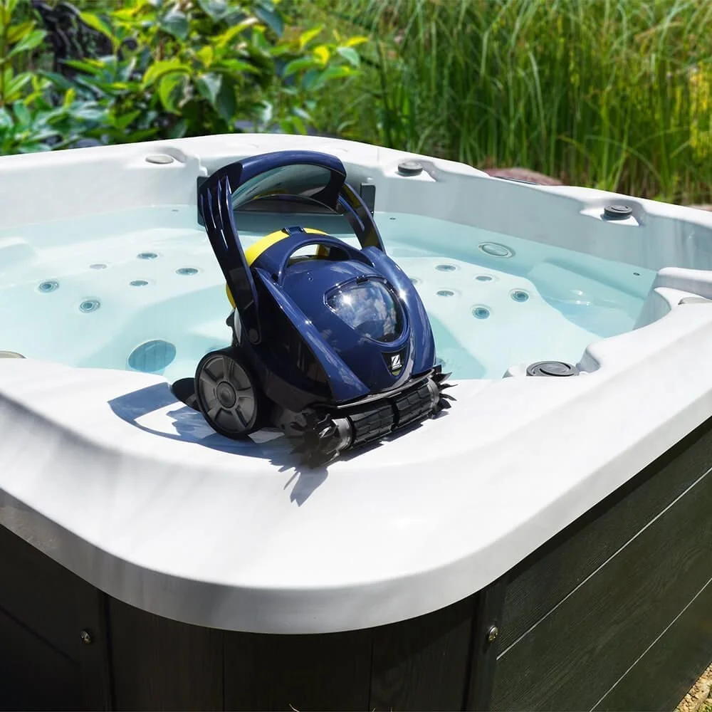 zodiac-spabot-sb1000-spa-cleaner-lifestyle-2.jpg