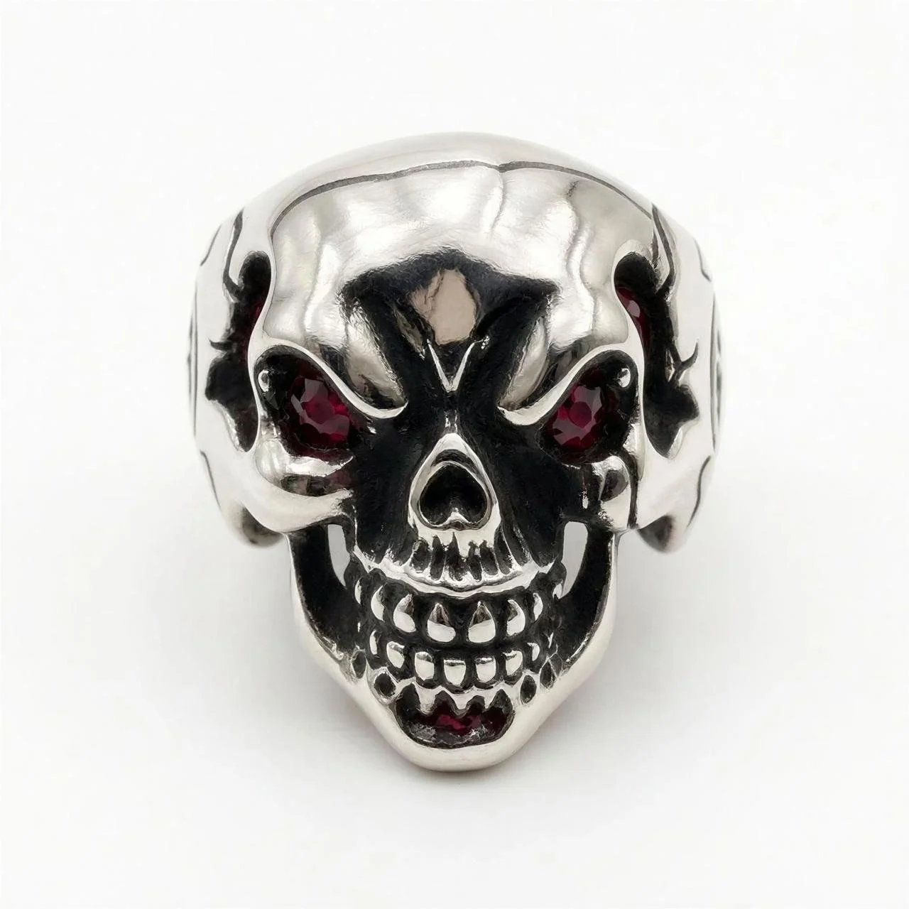 Sterling Silver skull ring with ruby eyes