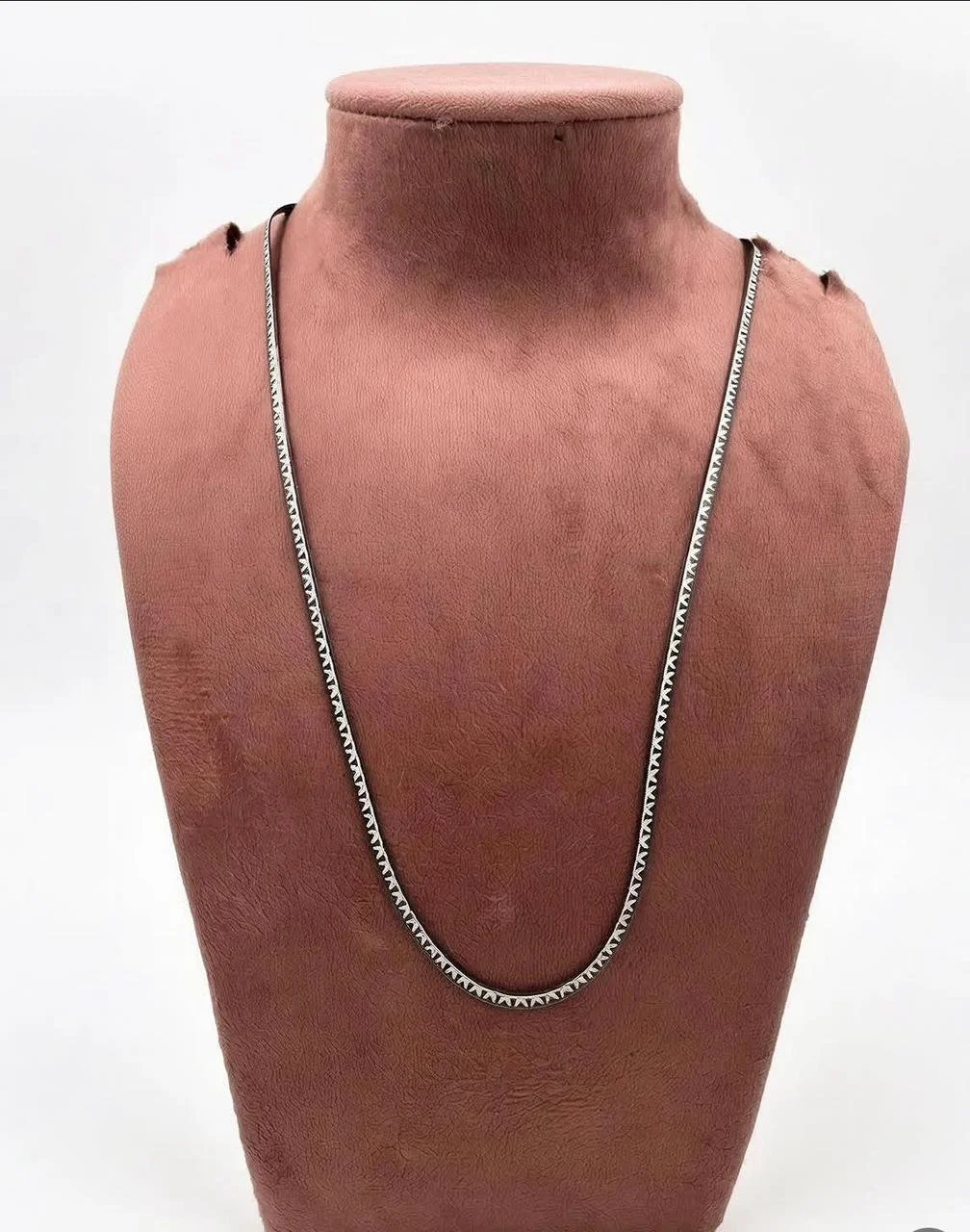 Sterling Silver pyramid/spike textured chain
