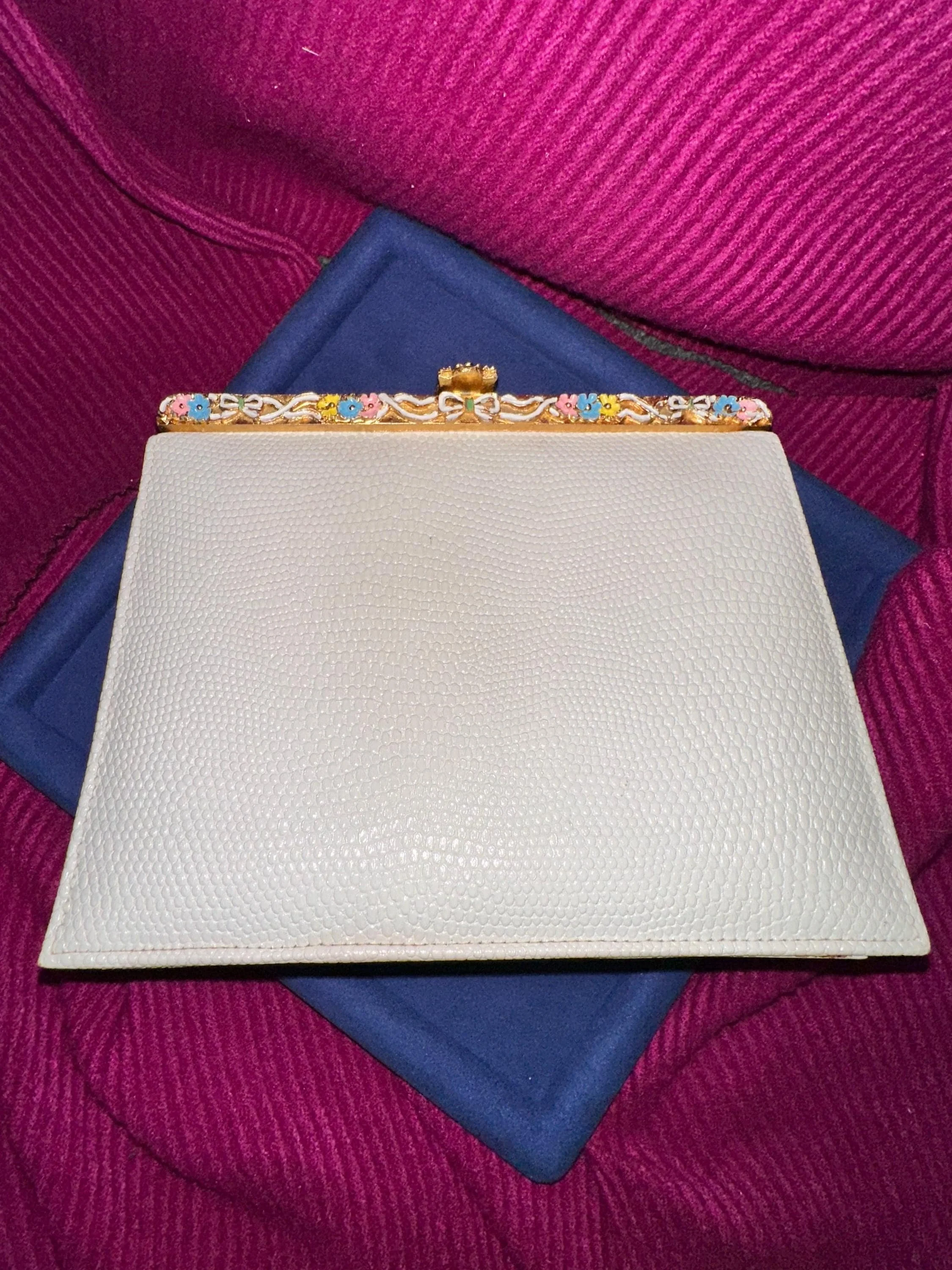 https://i.etsystatic.com/7620283/r/il/589829/8459493455/il_fullxfull.8459493455_ezb6.jpg