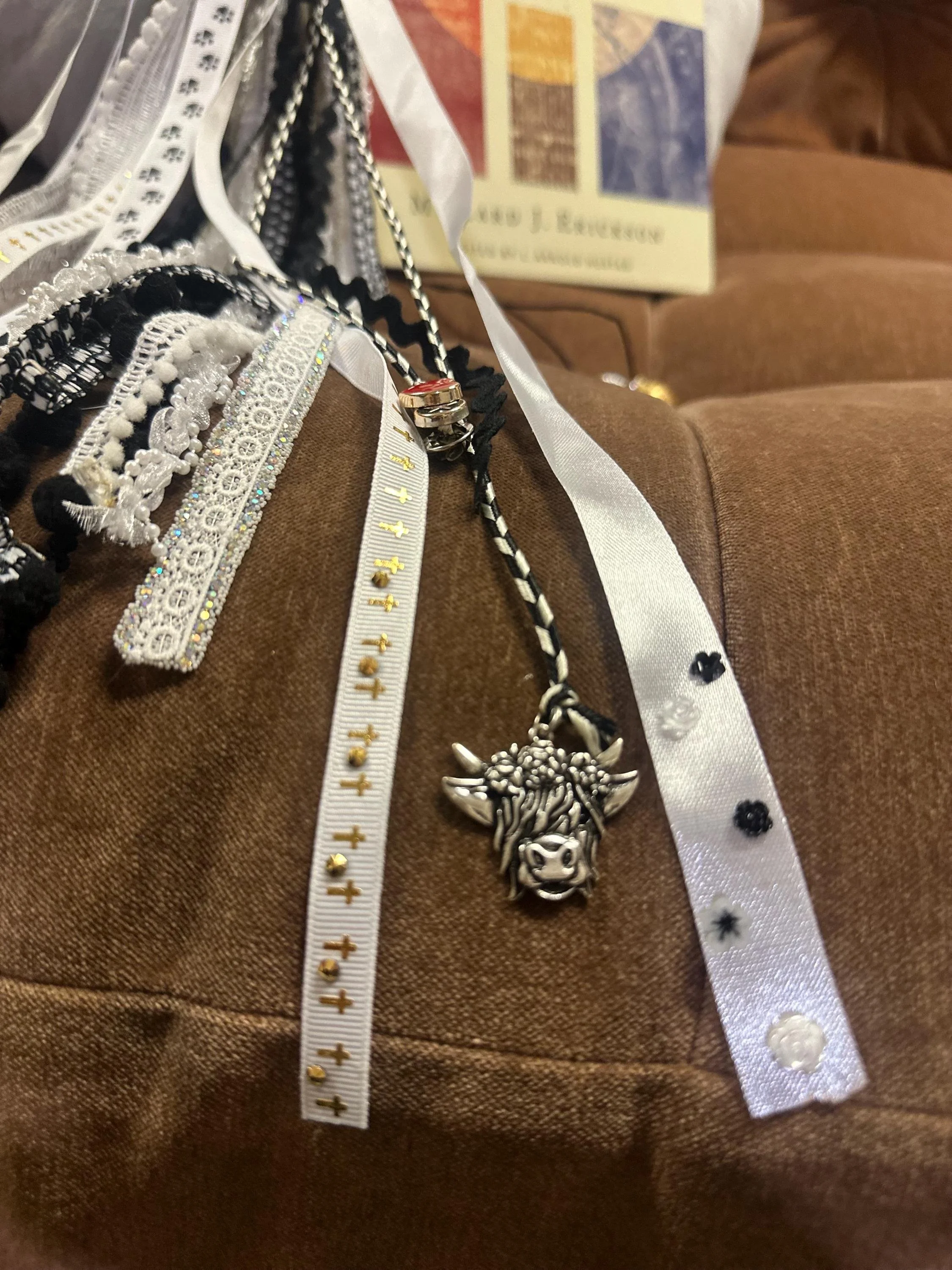 https://i.etsystatic.com/7620283/r/il/8b58cf/7454023700/il_fullxfull.7454023700_j9zw.jpg