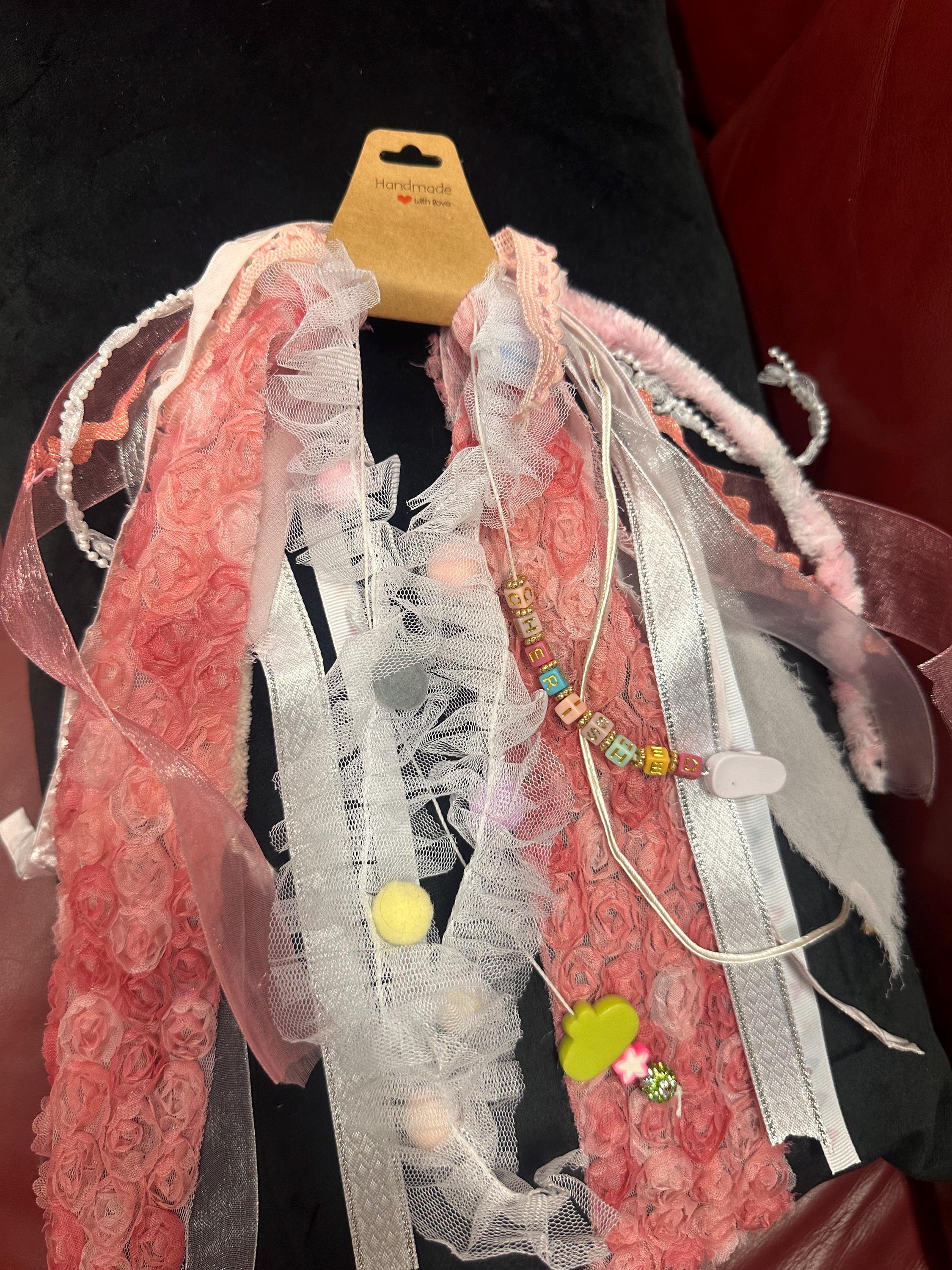 https://i.etsystatic.com/7620283/r/il/40ba93/7526403159/il_fullxfull.7526403159_spuk.jpg