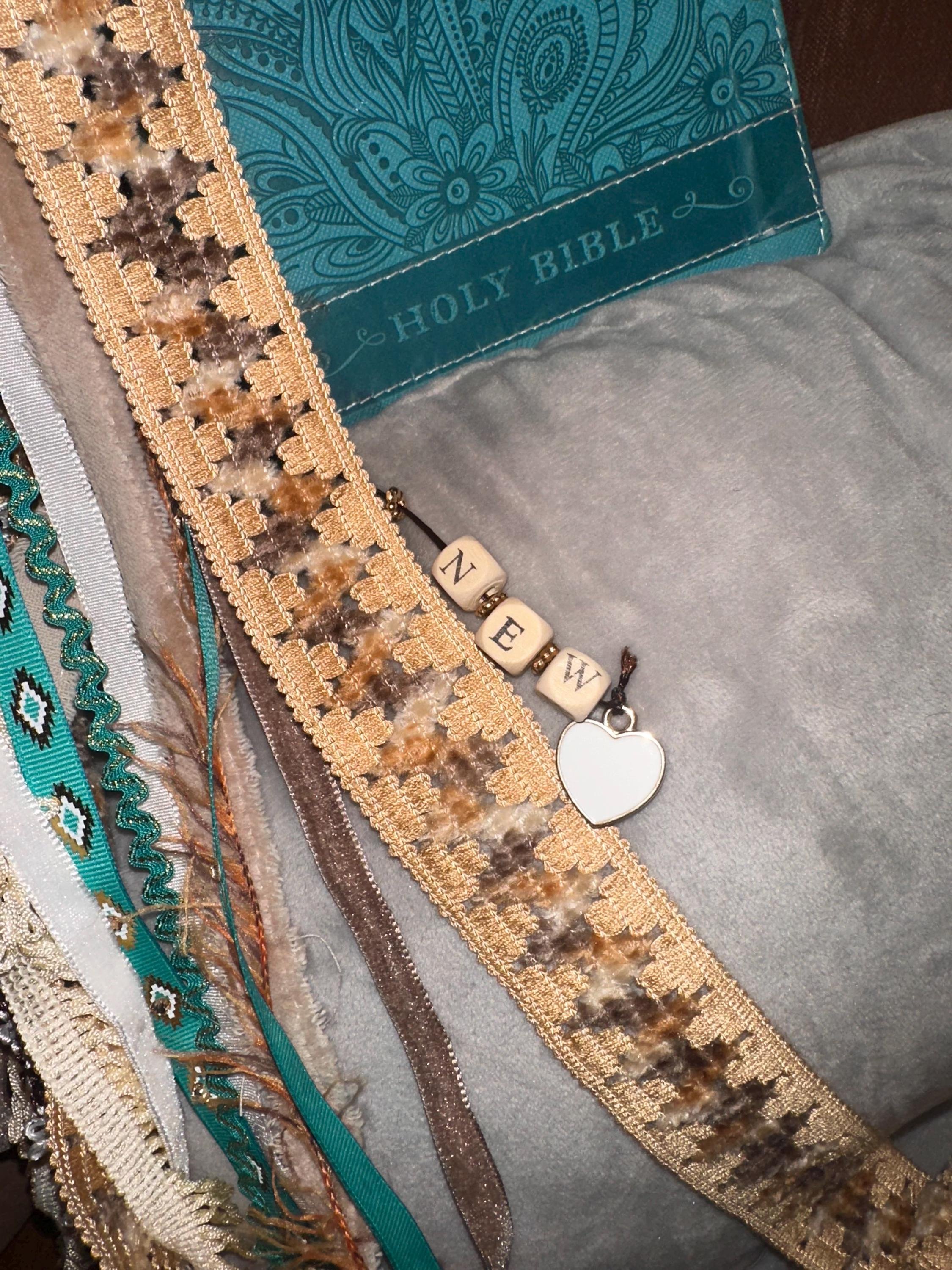 https://i.etsystatic.com/7620283/r/il/581cfc/7453813226/il_fullxfull.7453813226_9qx3.jpg