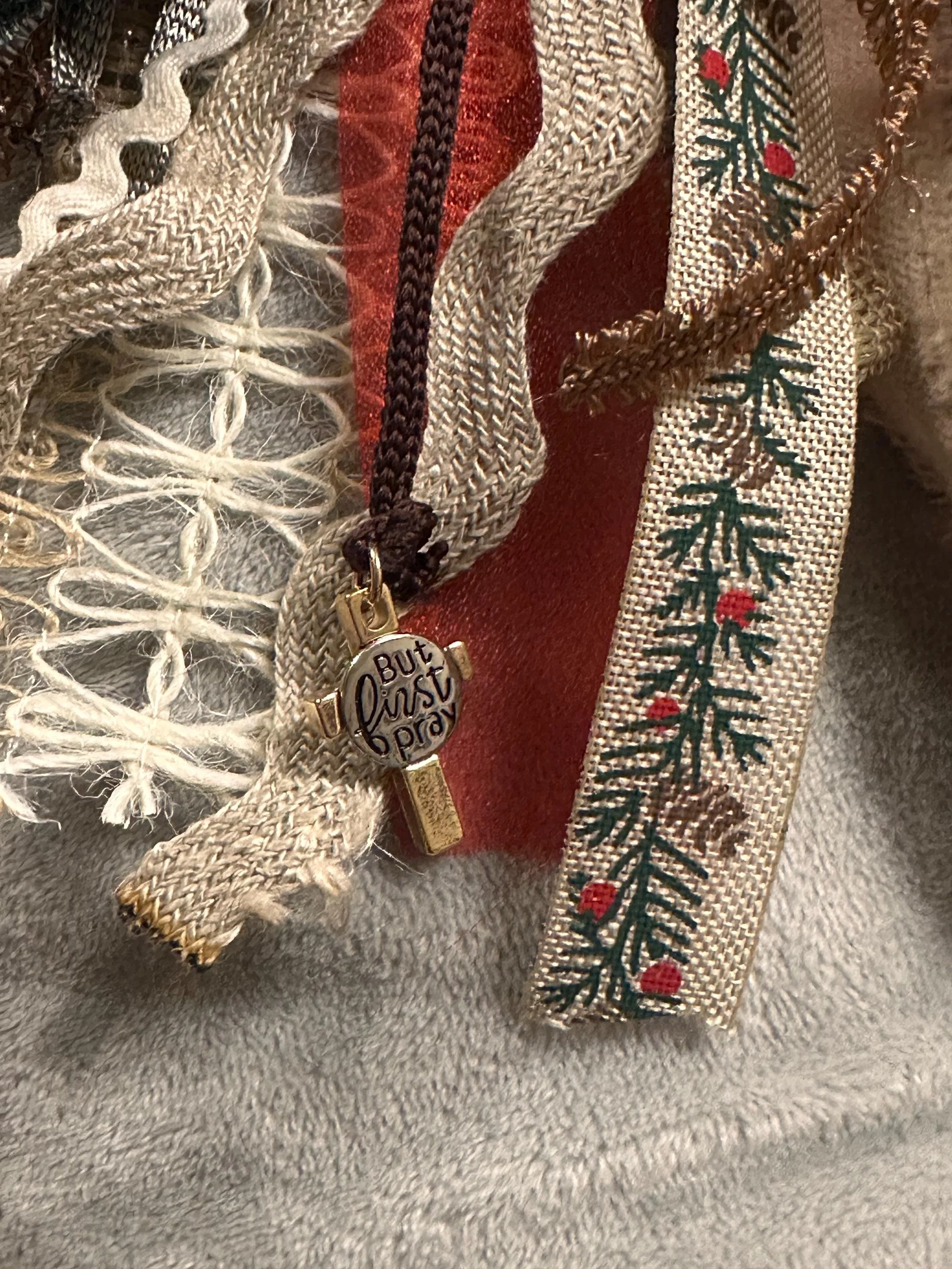 https://i.etsystatic.com/7620283/r/il/5ccc75/7453852932/il_fullxfull.7453852932_hrk4.jpg