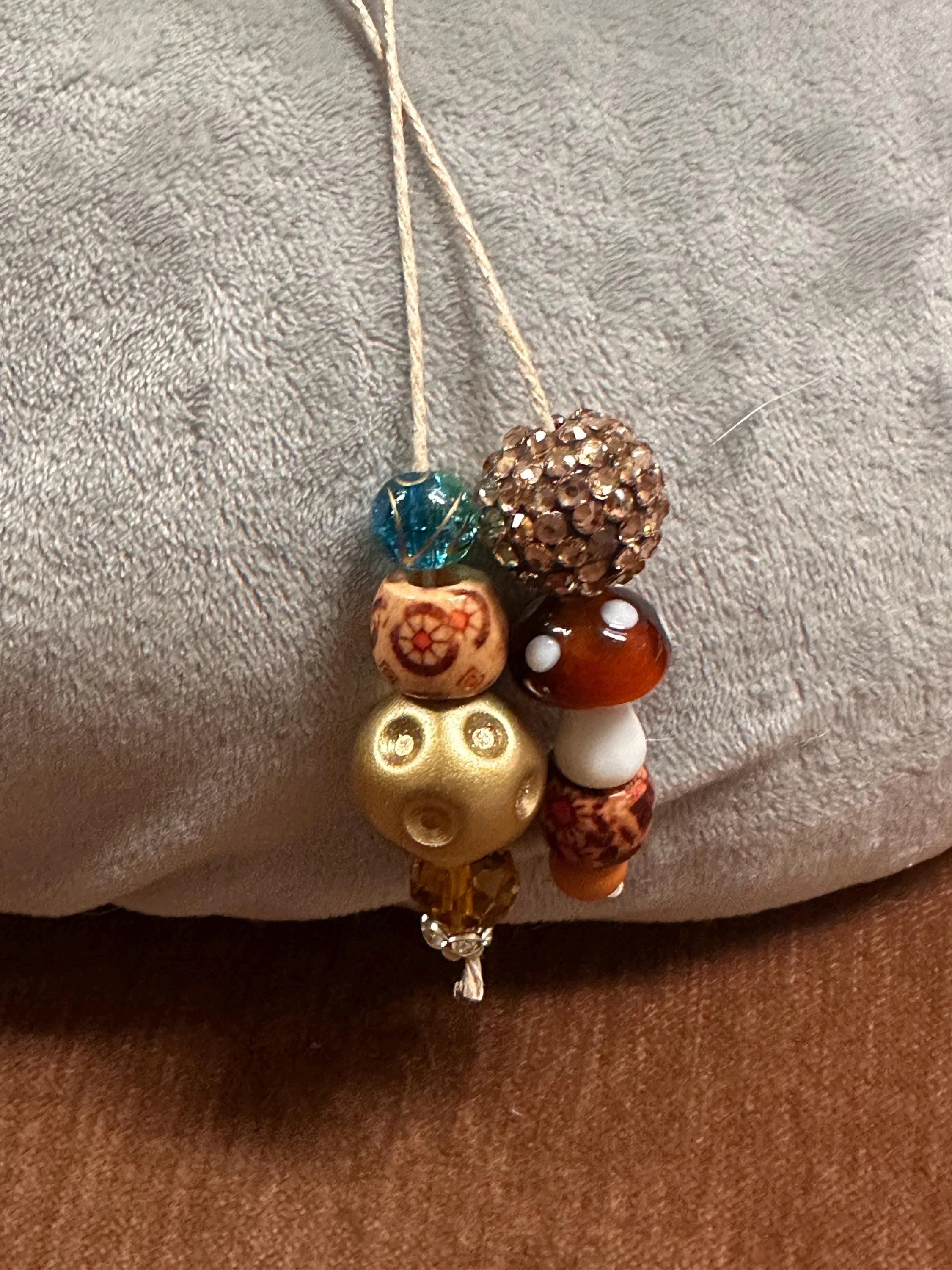 https://i.etsystatic.com/7620283/r/il/81b28b/7501778997/il_fullxfull.7501778997_5k2j.jpg