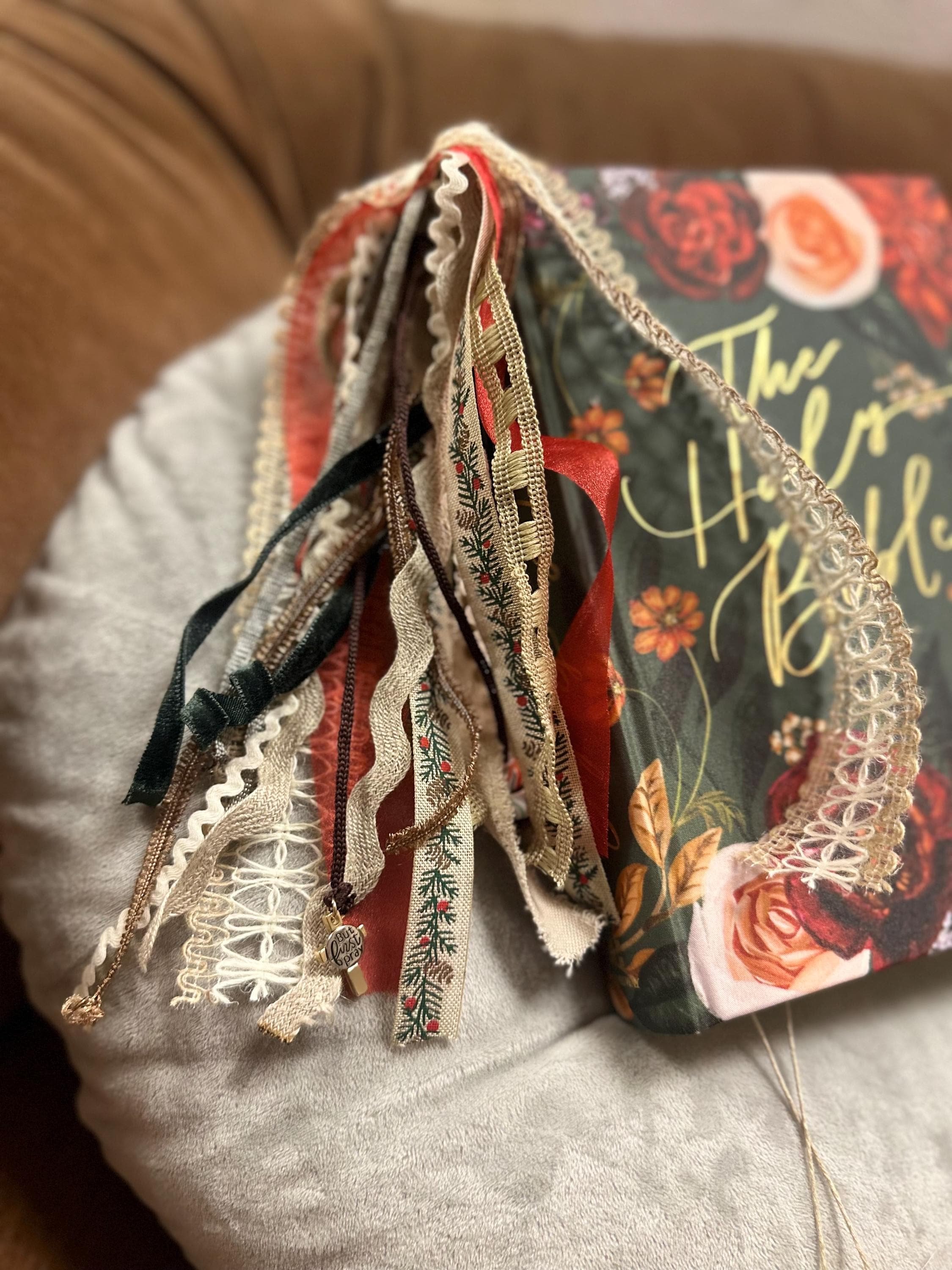 https://i.etsystatic.com/7620283/r/il/8e11e6/7501779081/il_fullxfull.7501779081_mwlo.jpg