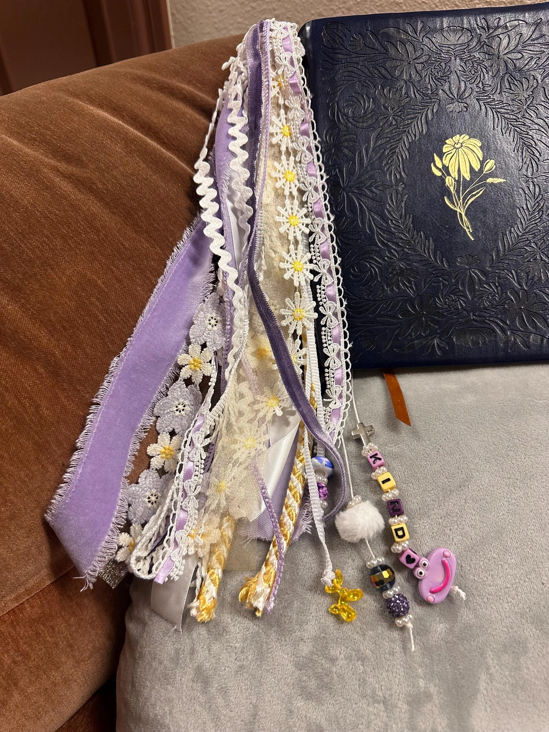 https://i.etsystatic.com/7620283/r/il/930fec/7461060714/il_fullxfull.7461060714_k4vb.jpg