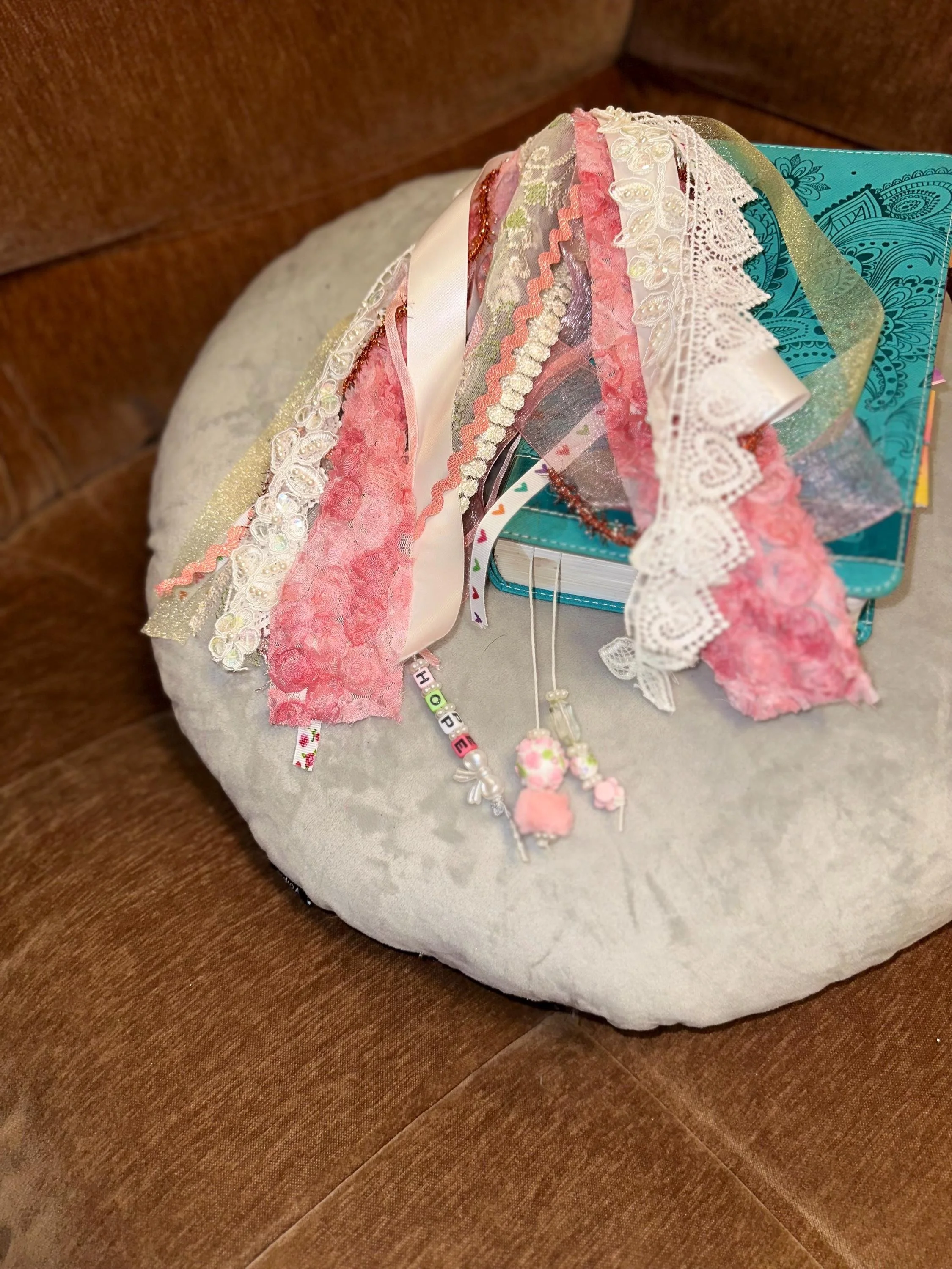 https://i.etsystatic.com/7620283/r/il/e45b5f/7474880142/il_fullxfull.7474880142_qugr.jpg