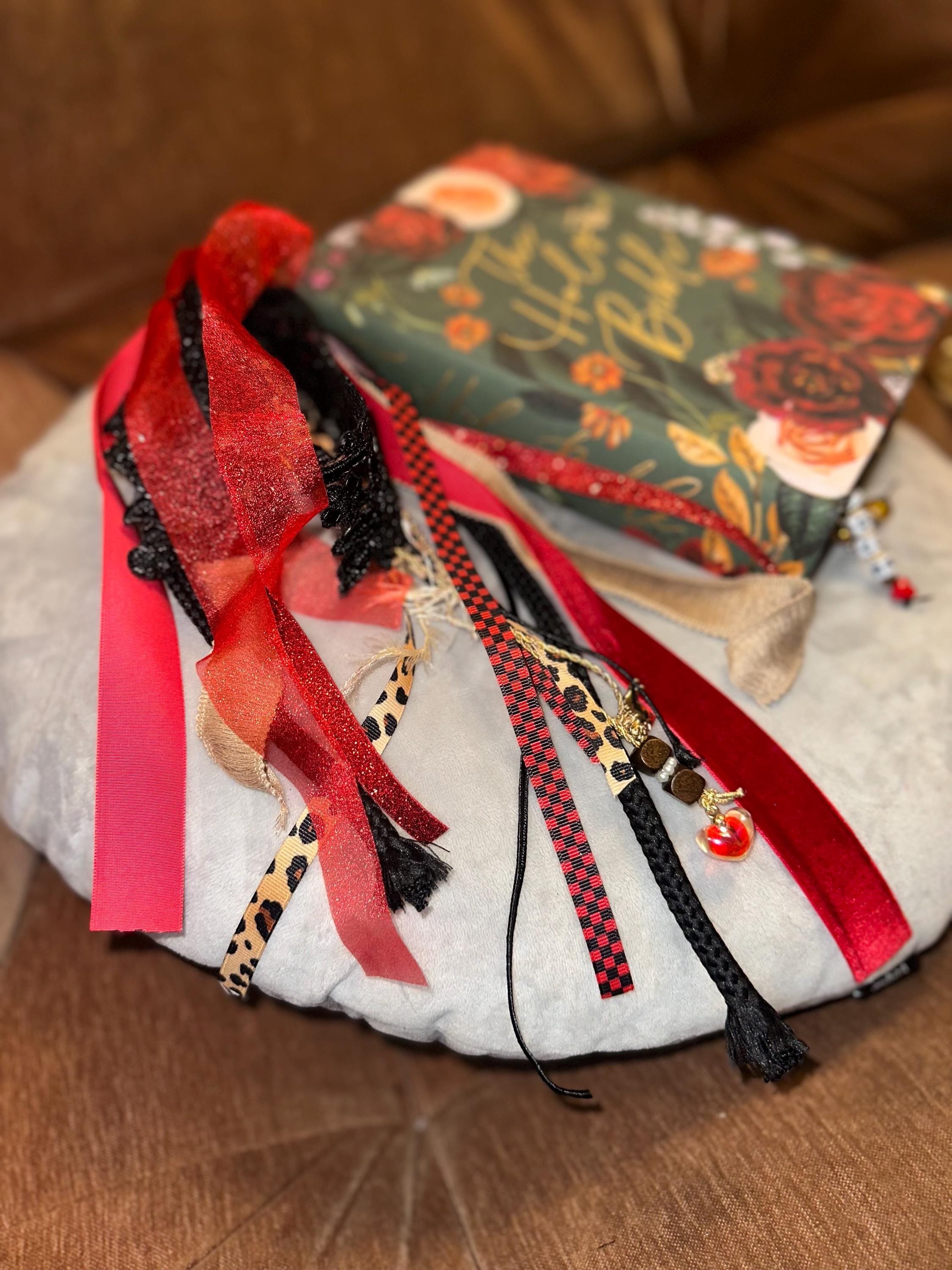 https://i.etsystatic.com/7620283/r/il/24478a/7474938336/il_fullxfull.7474938336_covi.jpg