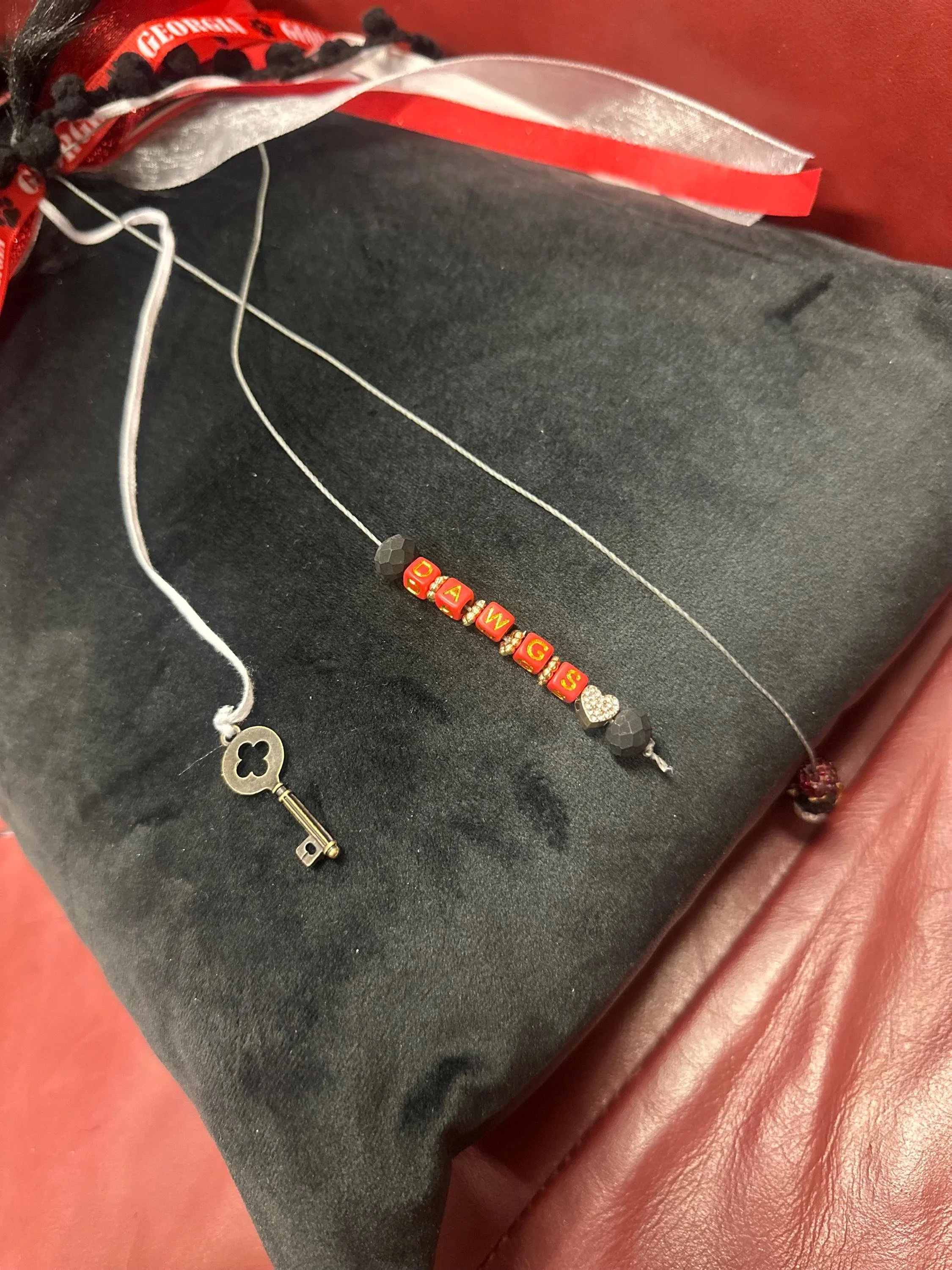 https://i.etsystatic.com/7620283/r/il/0b5d72/7478400064/il_fullxfull.7478400064_d0qa.jpg
