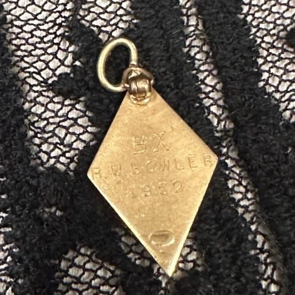 https://i.etsystatic.com/7620283/r/il/2628d8/8396980200/il_fullxfull.8396980200_4k0m.jpg