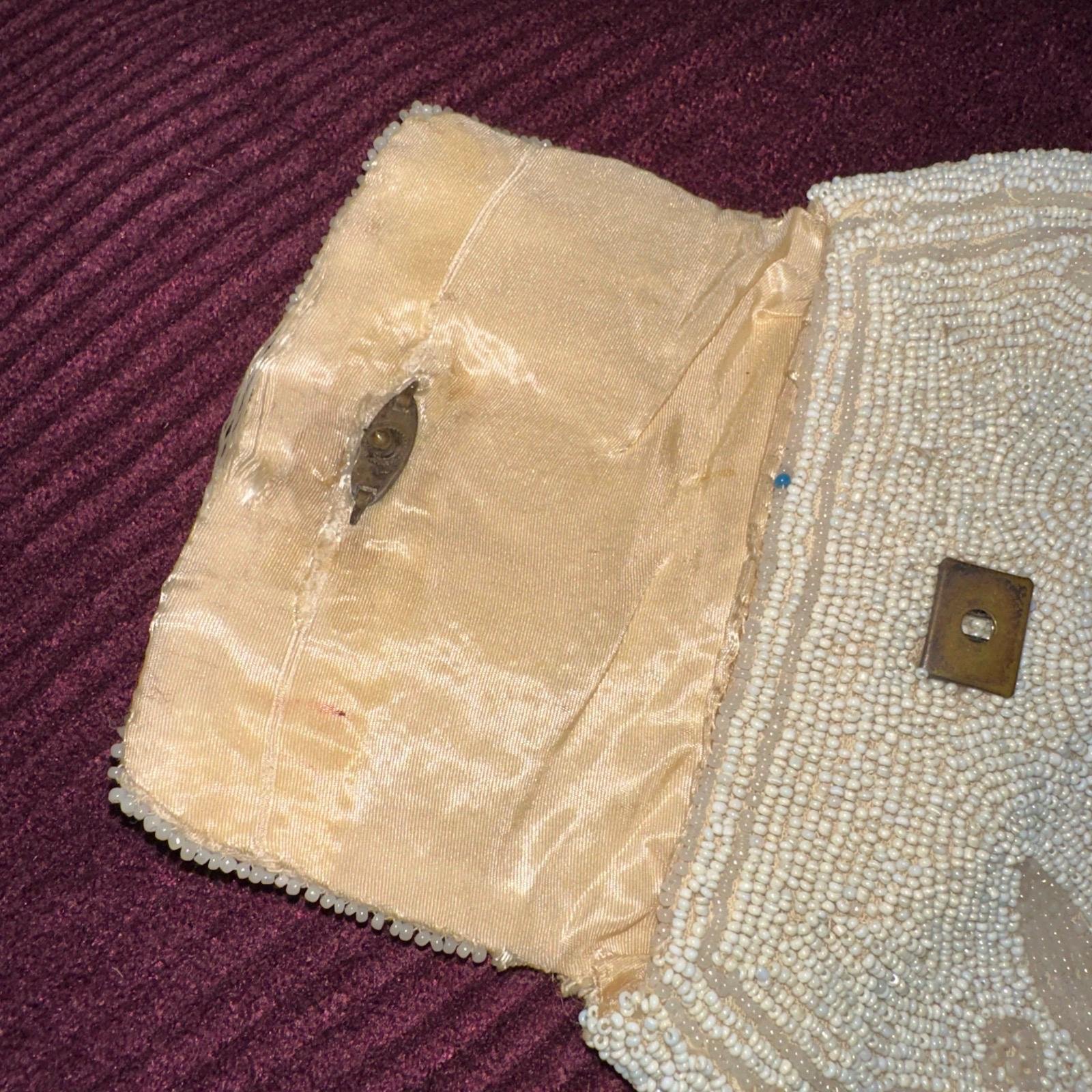 https://i.etsystatic.com/7620283/r/il/d6467d/8324027610/il_fullxfull.8324027610_5ons.jpg