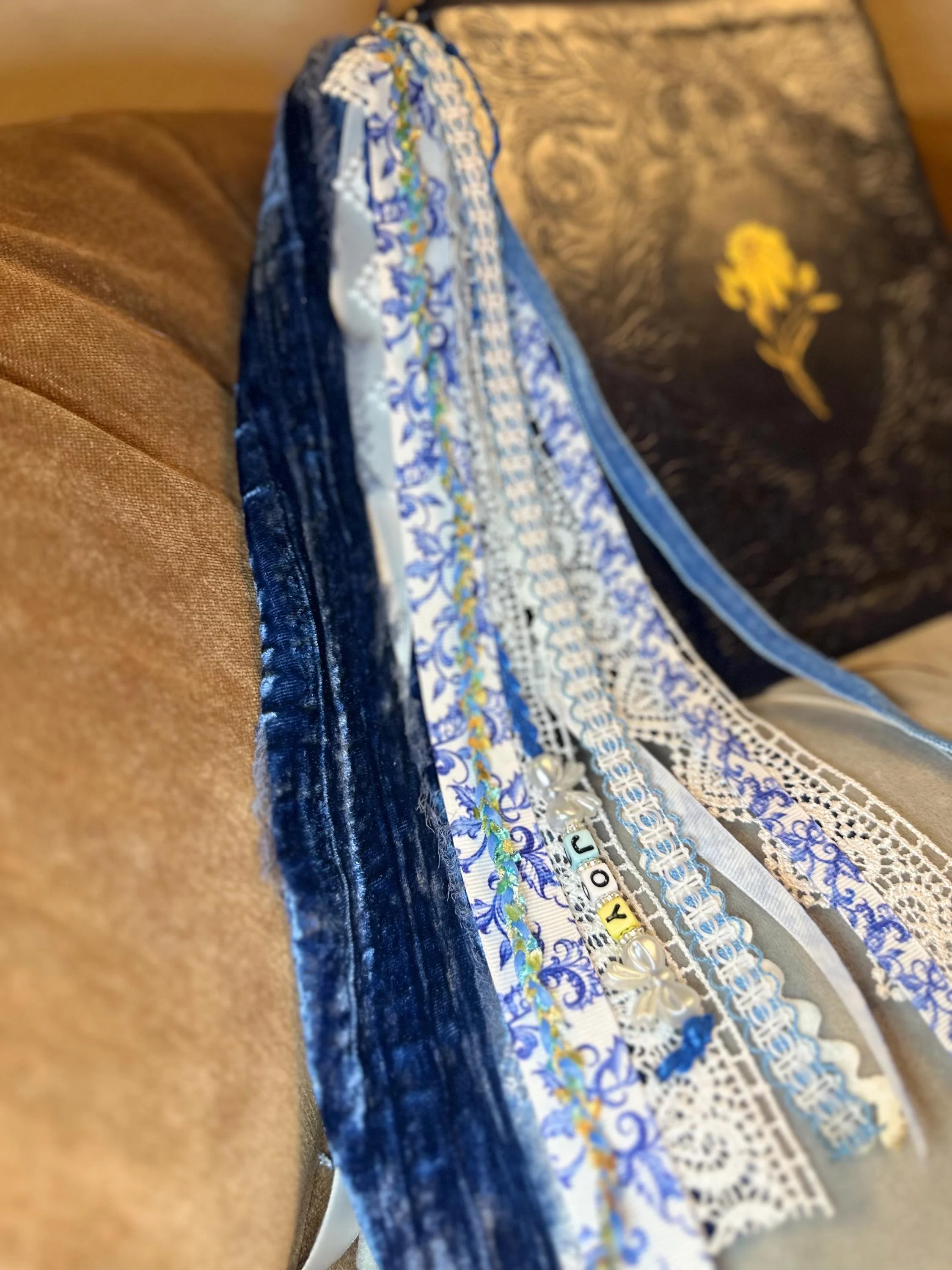 https://i.etsystatic.com/7620283/r/il/d7e91f/7461172864/il_fullxfull.7461172864_eomz.jpg