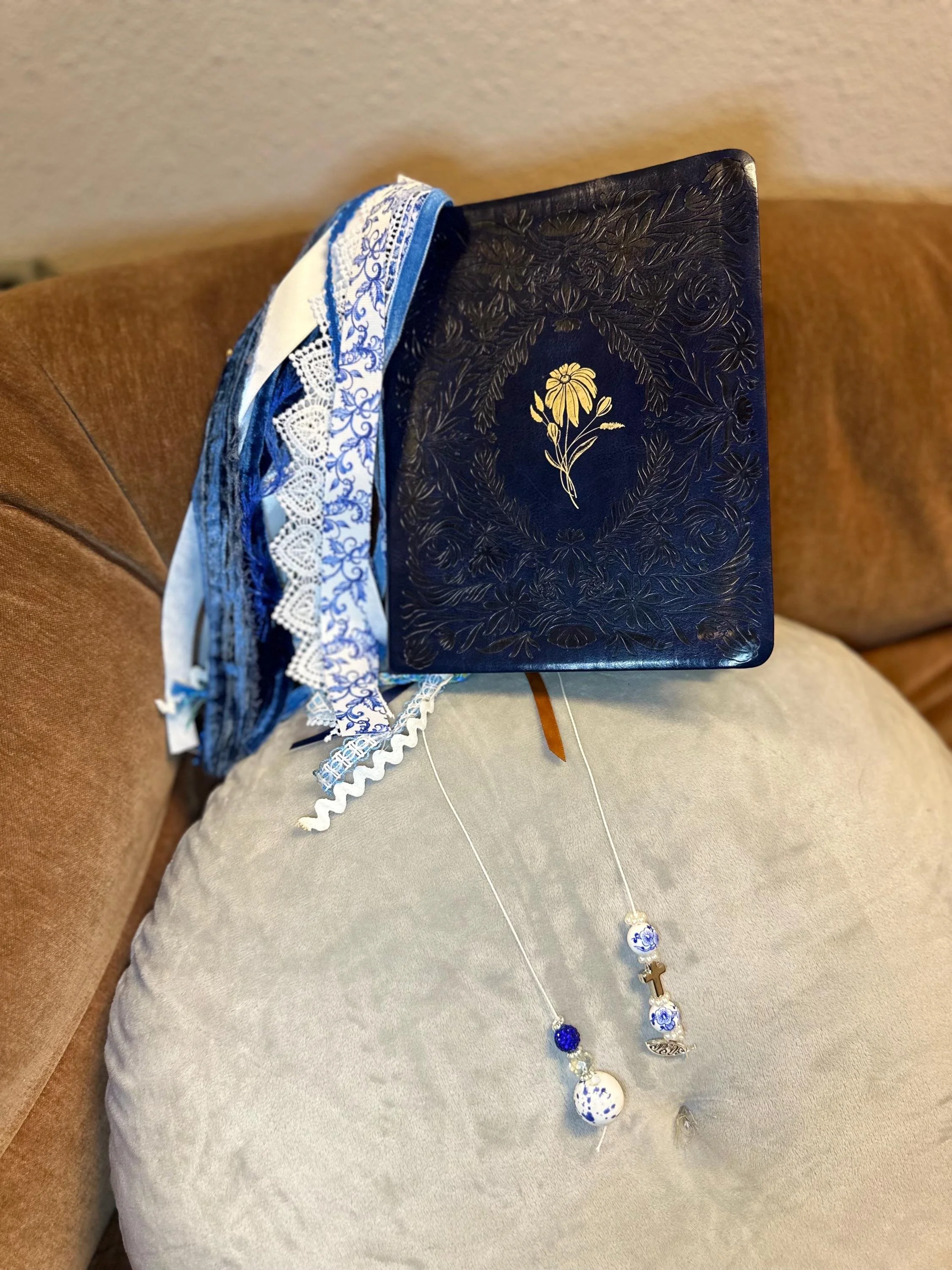 https://i.etsystatic.com/7620283/r/il/526ffa/7461172878/il_fullxfull.7461172878_i4ia.jpg