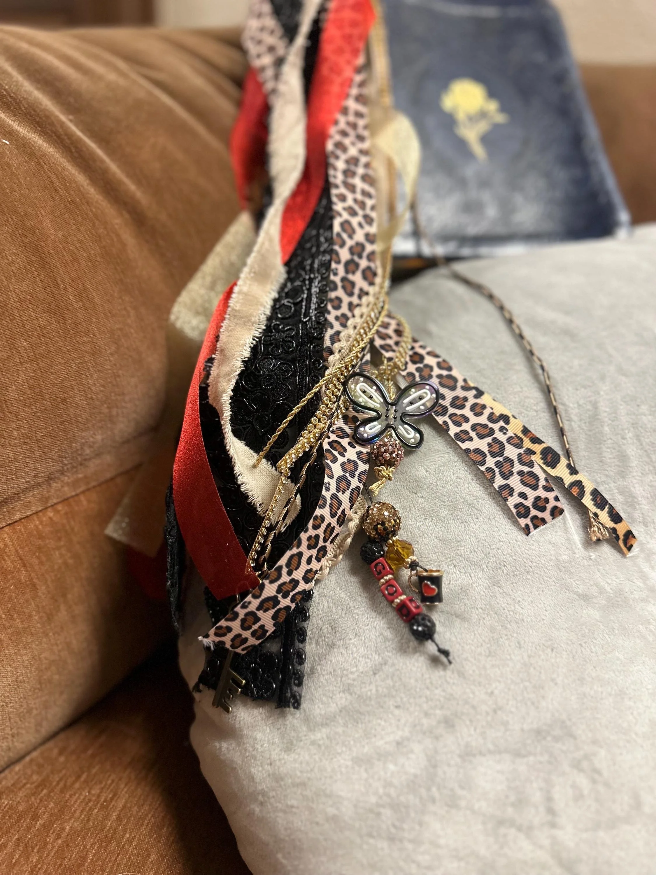 https://i.etsystatic.com/7620283/r/il/8ee996/7509017799/il_fullxfull.7509017799_kw9i.jpg