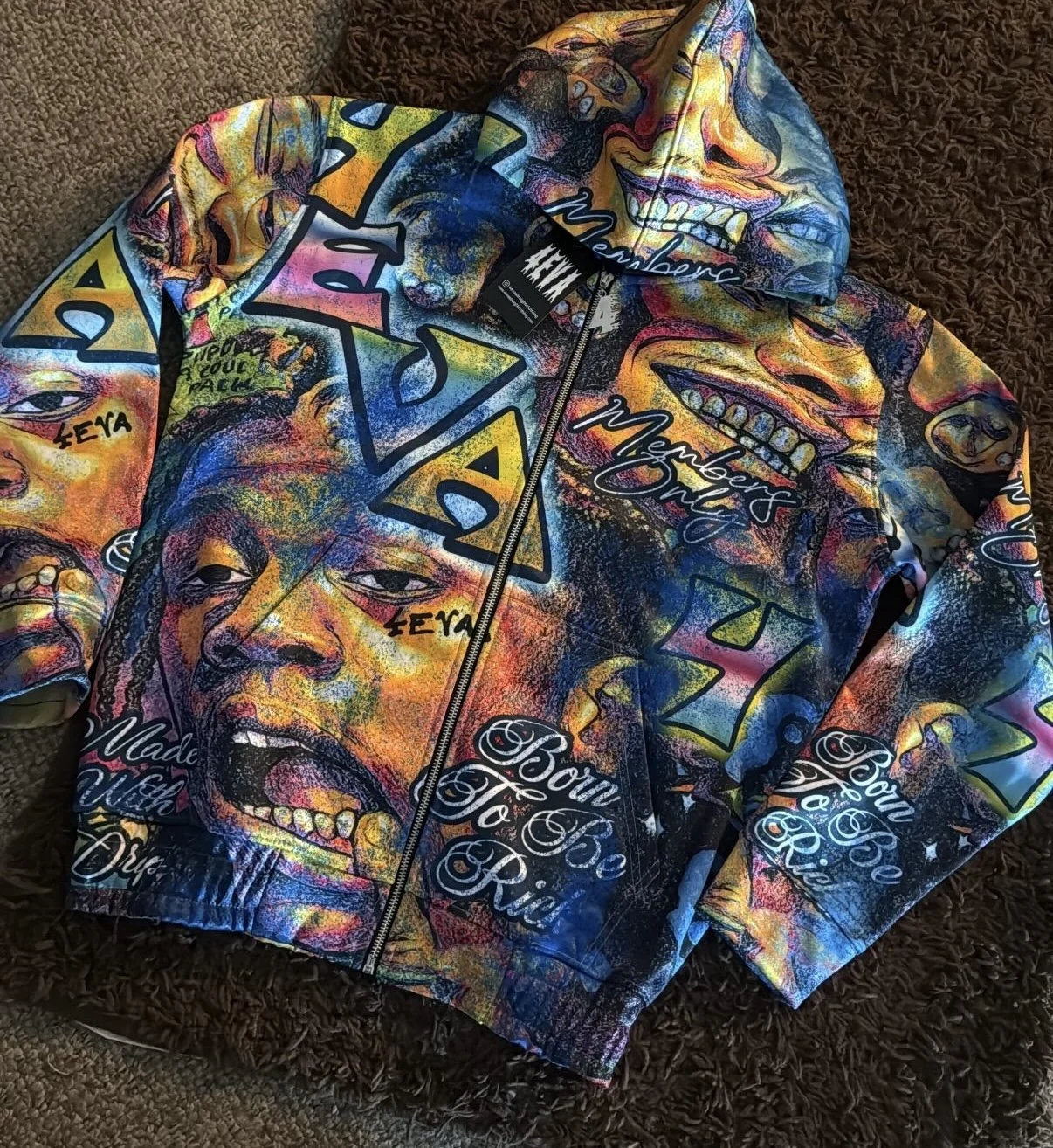 4eva Big Face