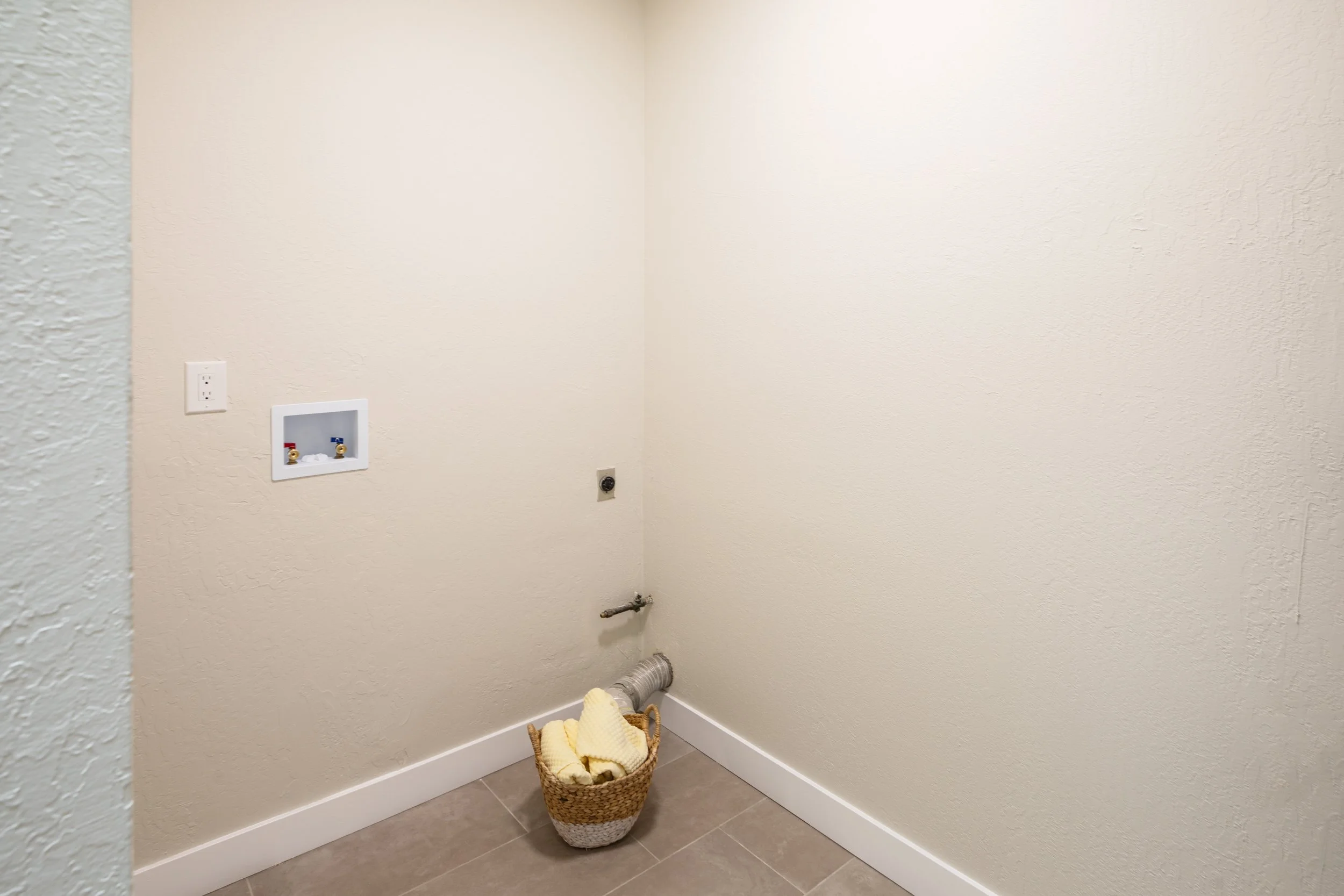 18-Castine_Matt_Anello-7563-MLS.jpg