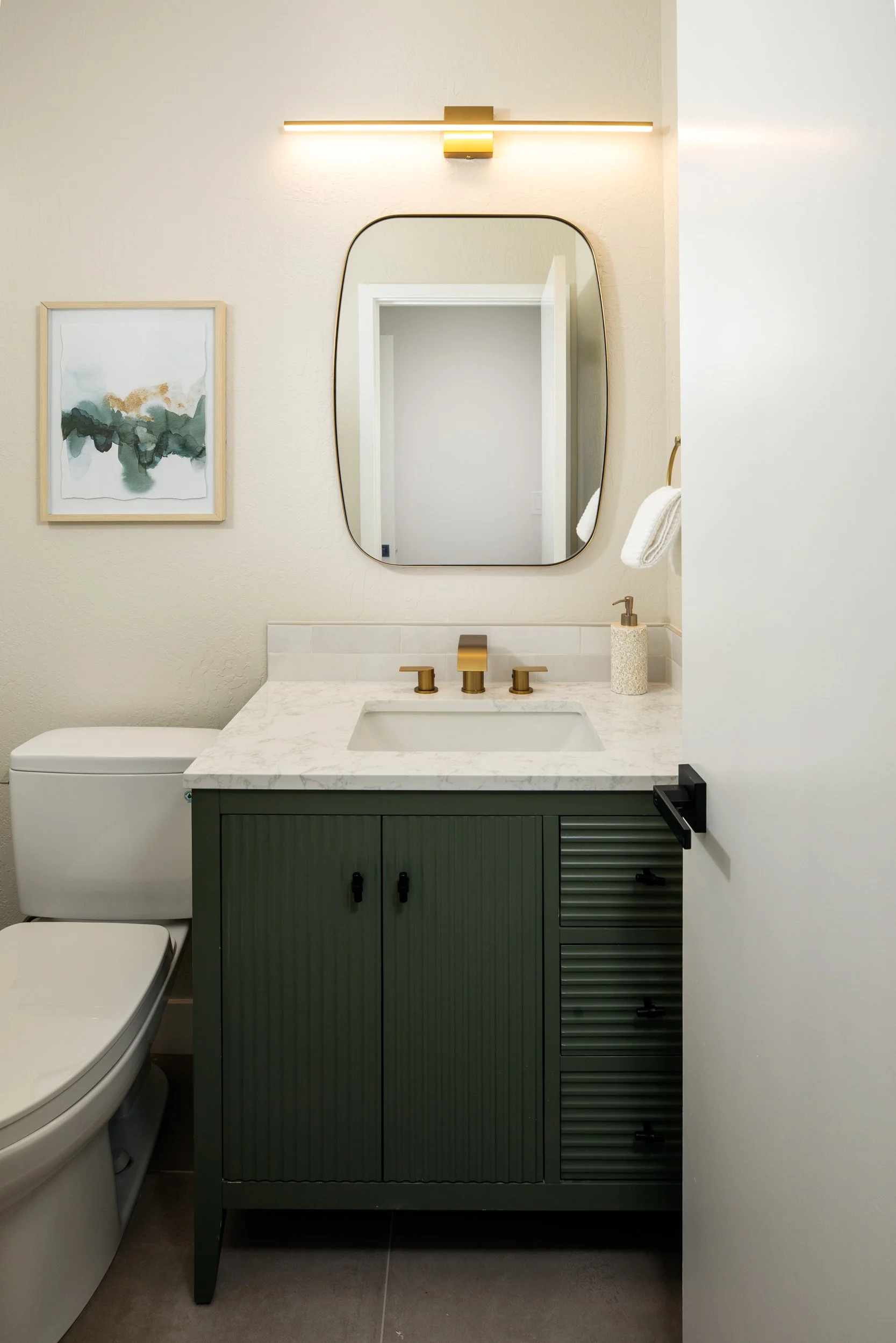 17-Castine_Matt_Anello-7559-MLS.jpg