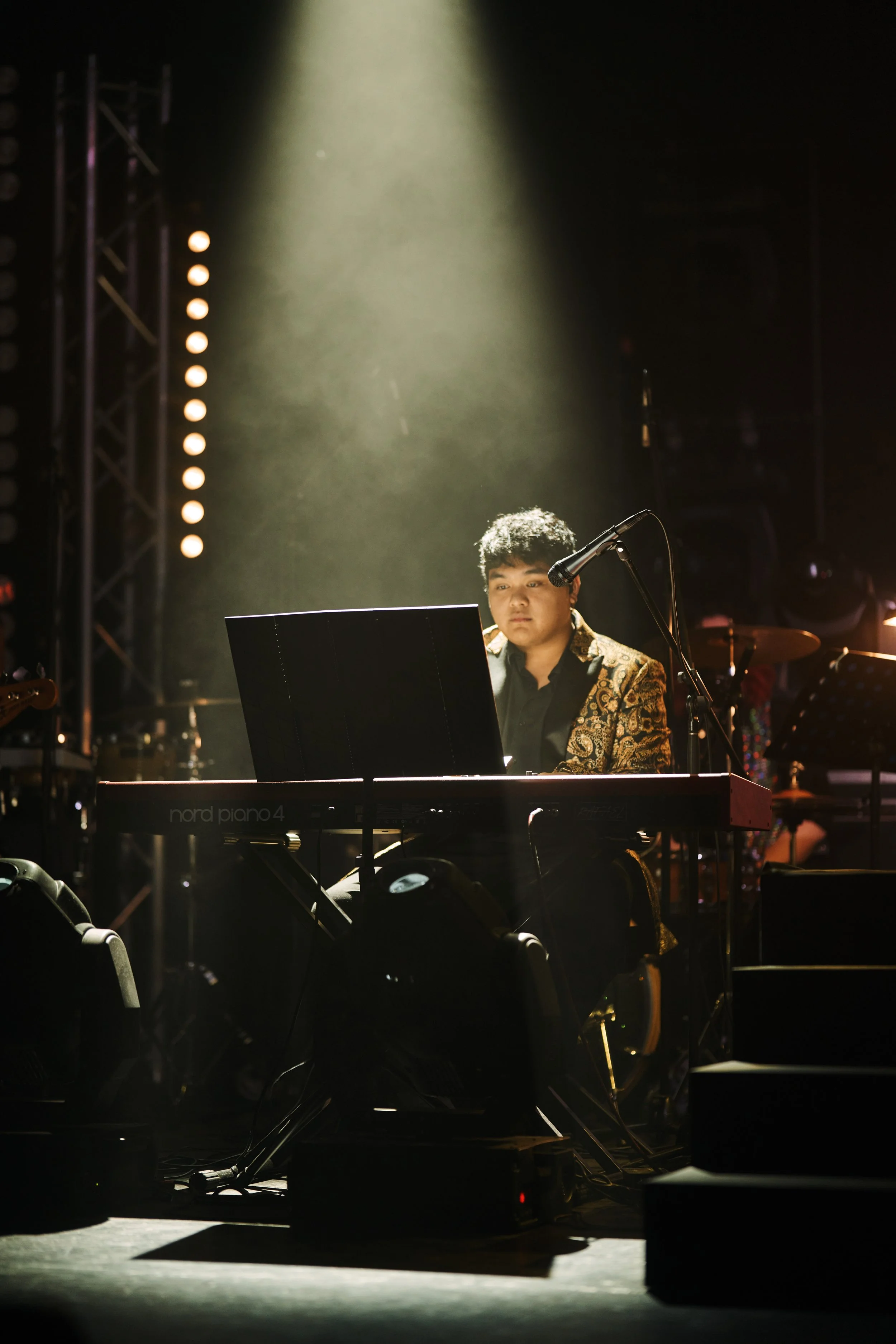 SOLO PIANIST