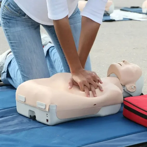 Adult and pediatric first aid CPR, AED course