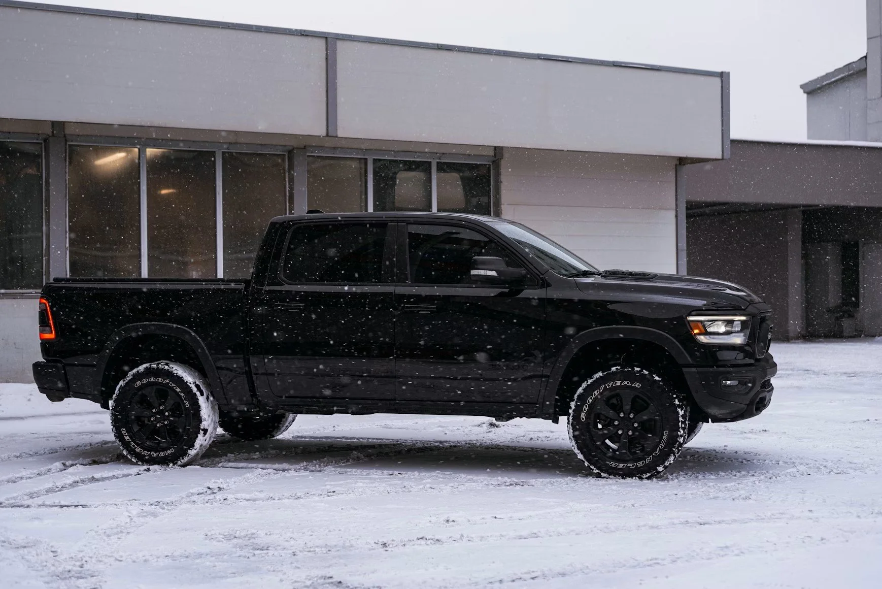 Large Vehicle