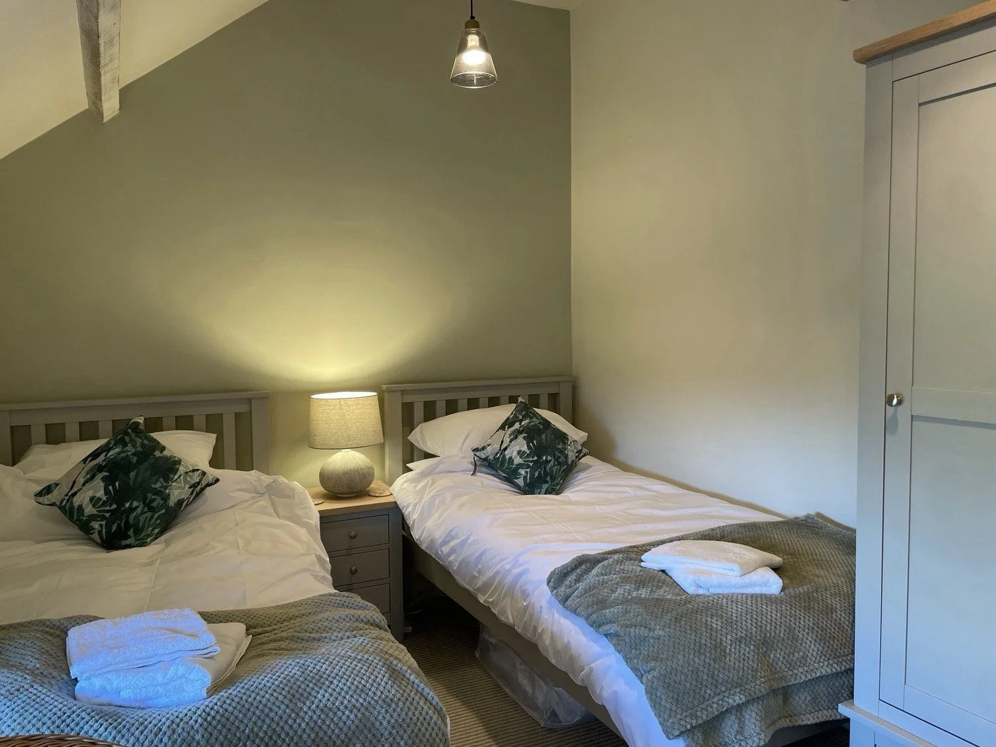 Twin Bedroom.jpg