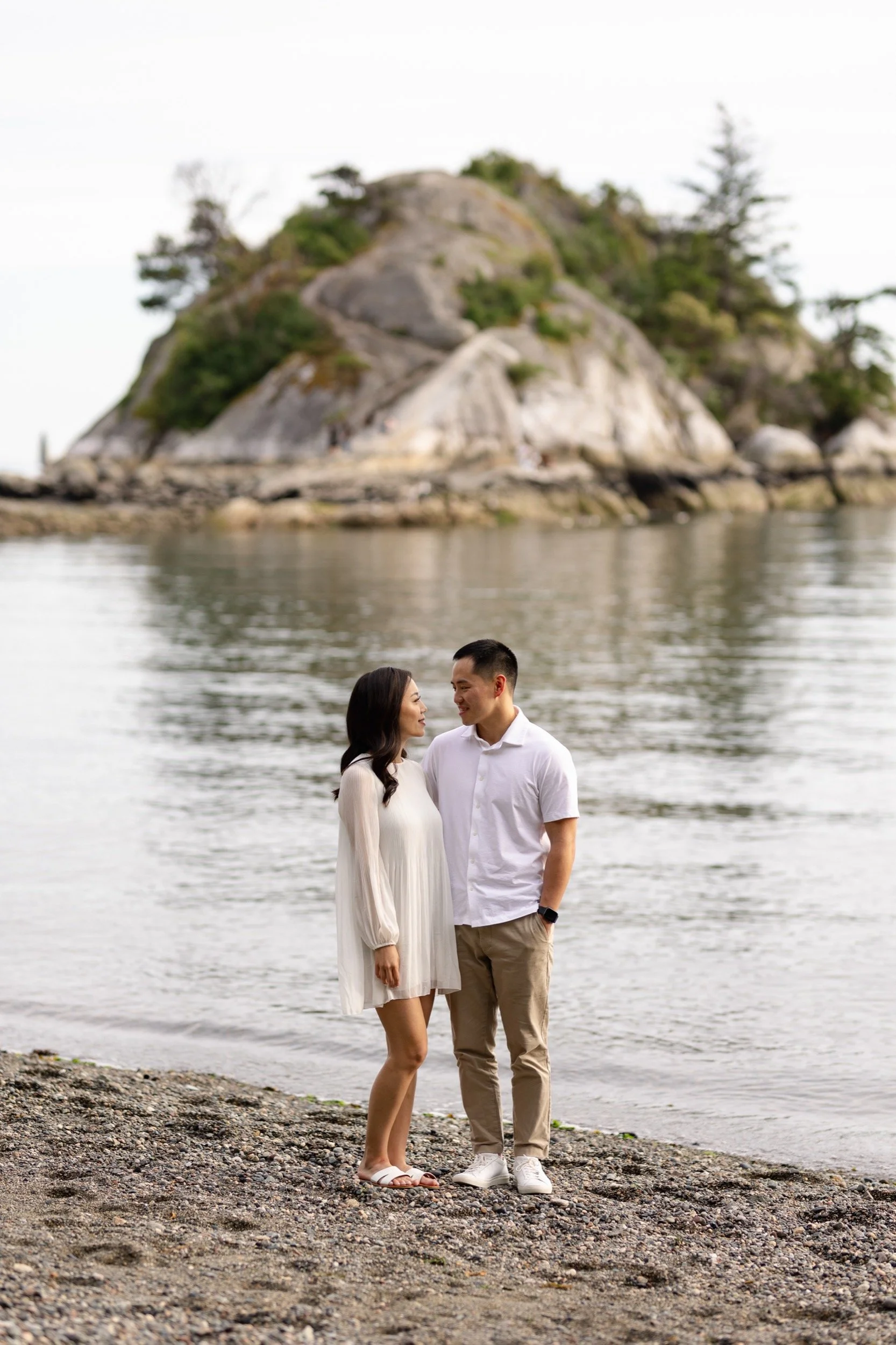 whyte-cliff-park-engagement20.jpg