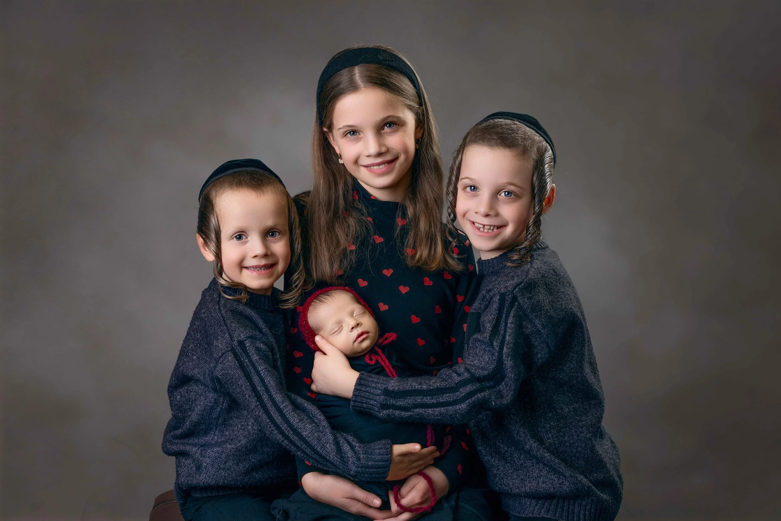 Delly photography, Stamford Hill, Golders Green, London, newborn, children, upsherin, outdoor, studio