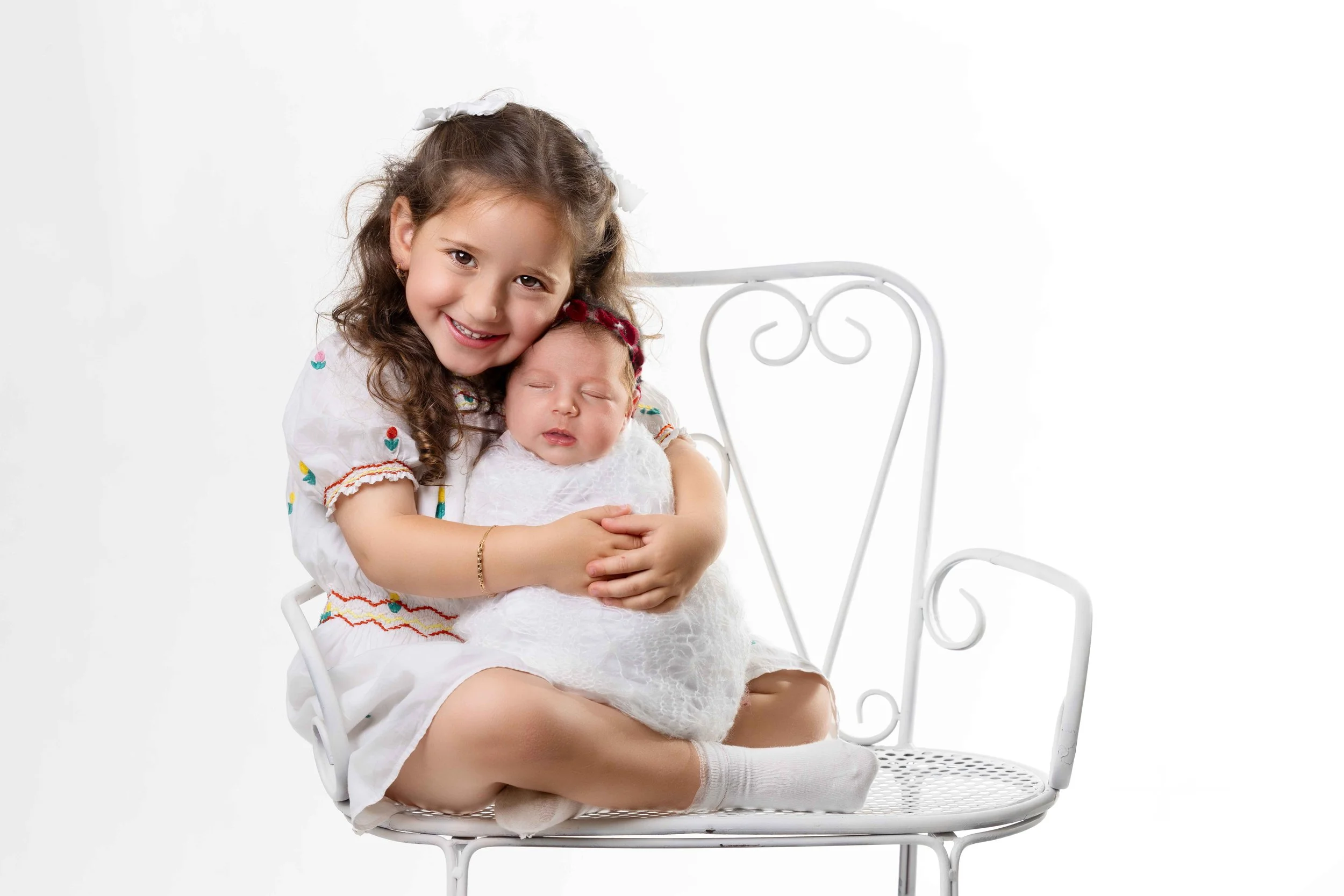 Delly photography, Stamford Hill, Golders Green, London, newborn, children, upsherin, outdoor, studio