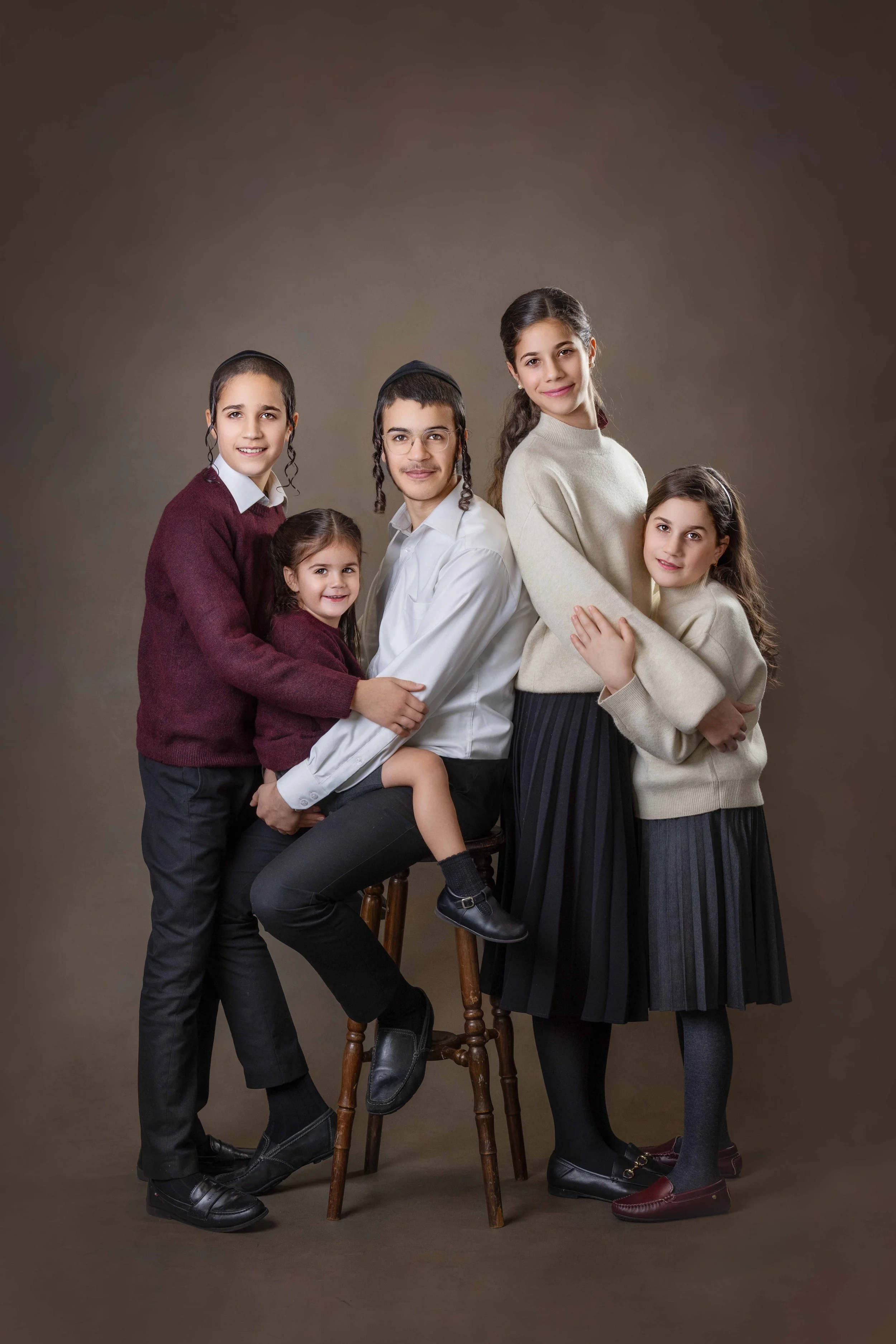 delly photography, Stamford Hill, Golders Green, London, newborn, children, upsherin, outdoor, studio