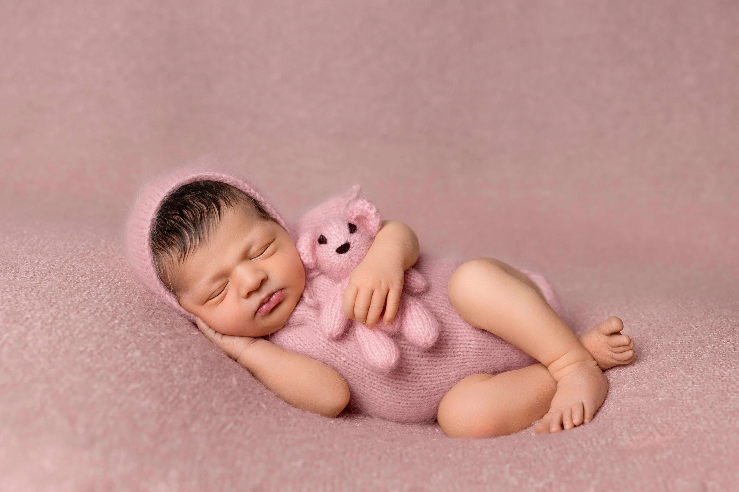 Delly photography, Stamford Hill, Golders Green, London, newborn, children, upsherin, outdoor, studio